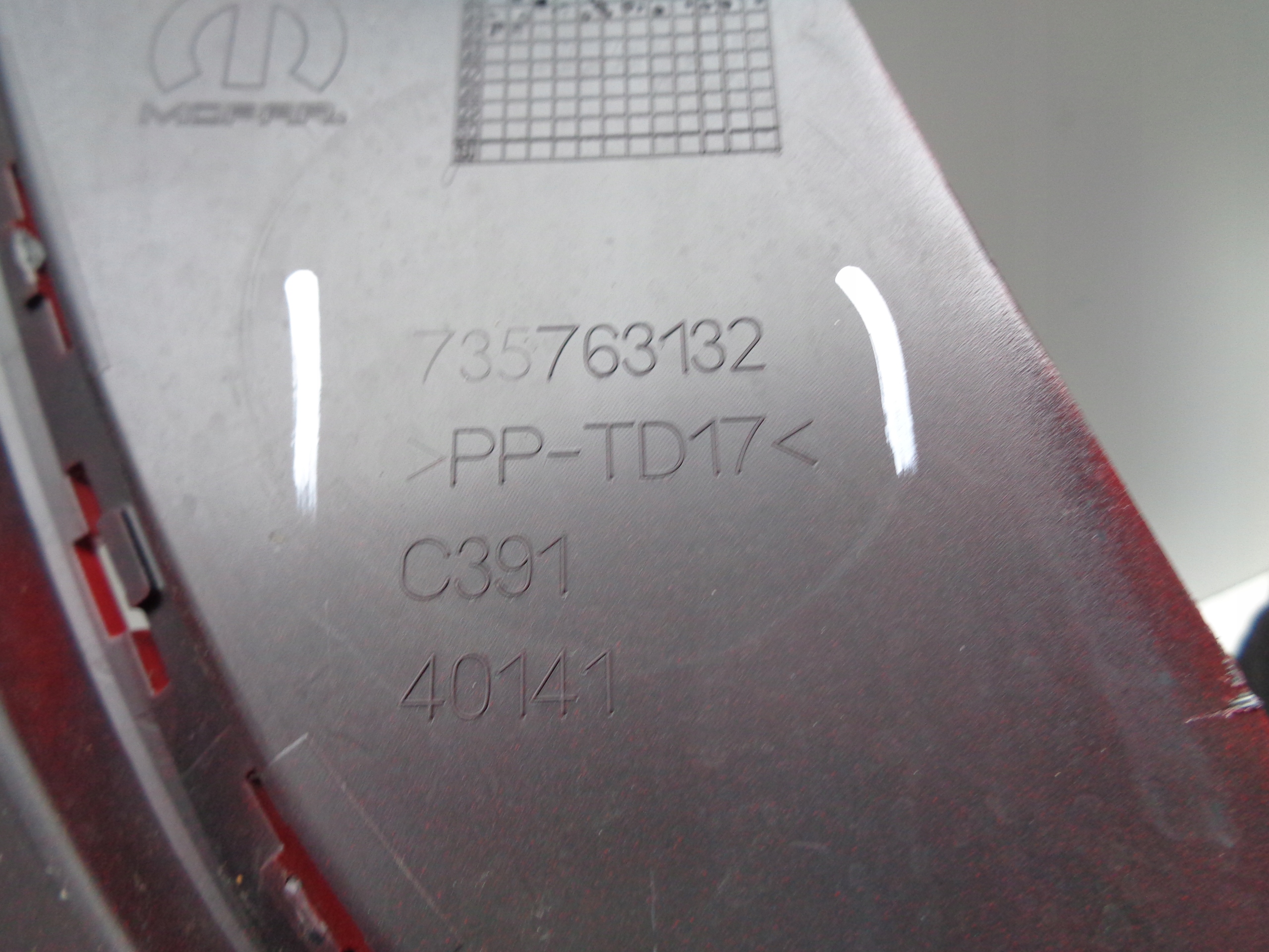 front bumper FIAT 600 23- NR 49384