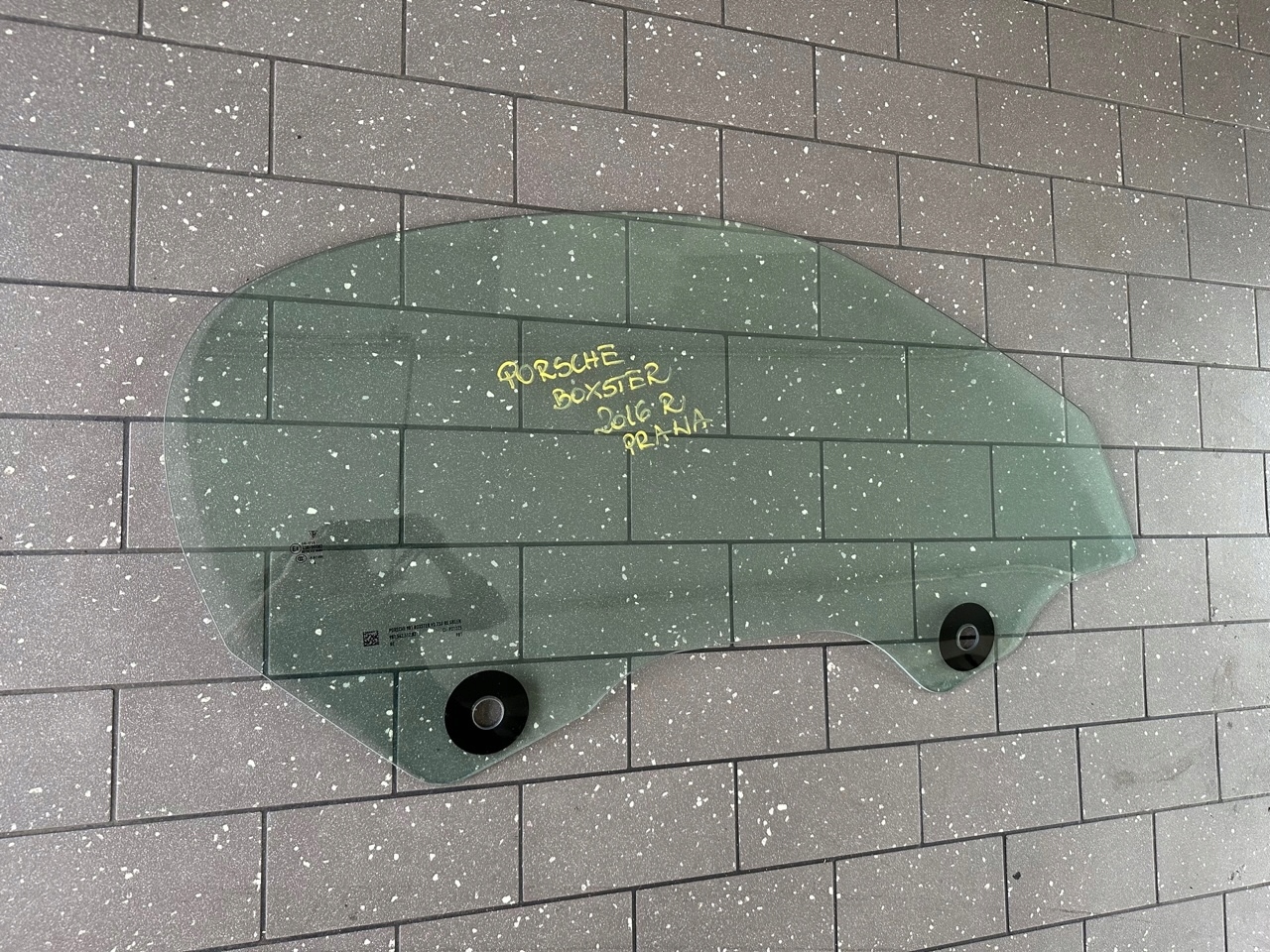 SZYBA DRZWI PRAWA PORSCHE BOXSTER 718 982 2016 R