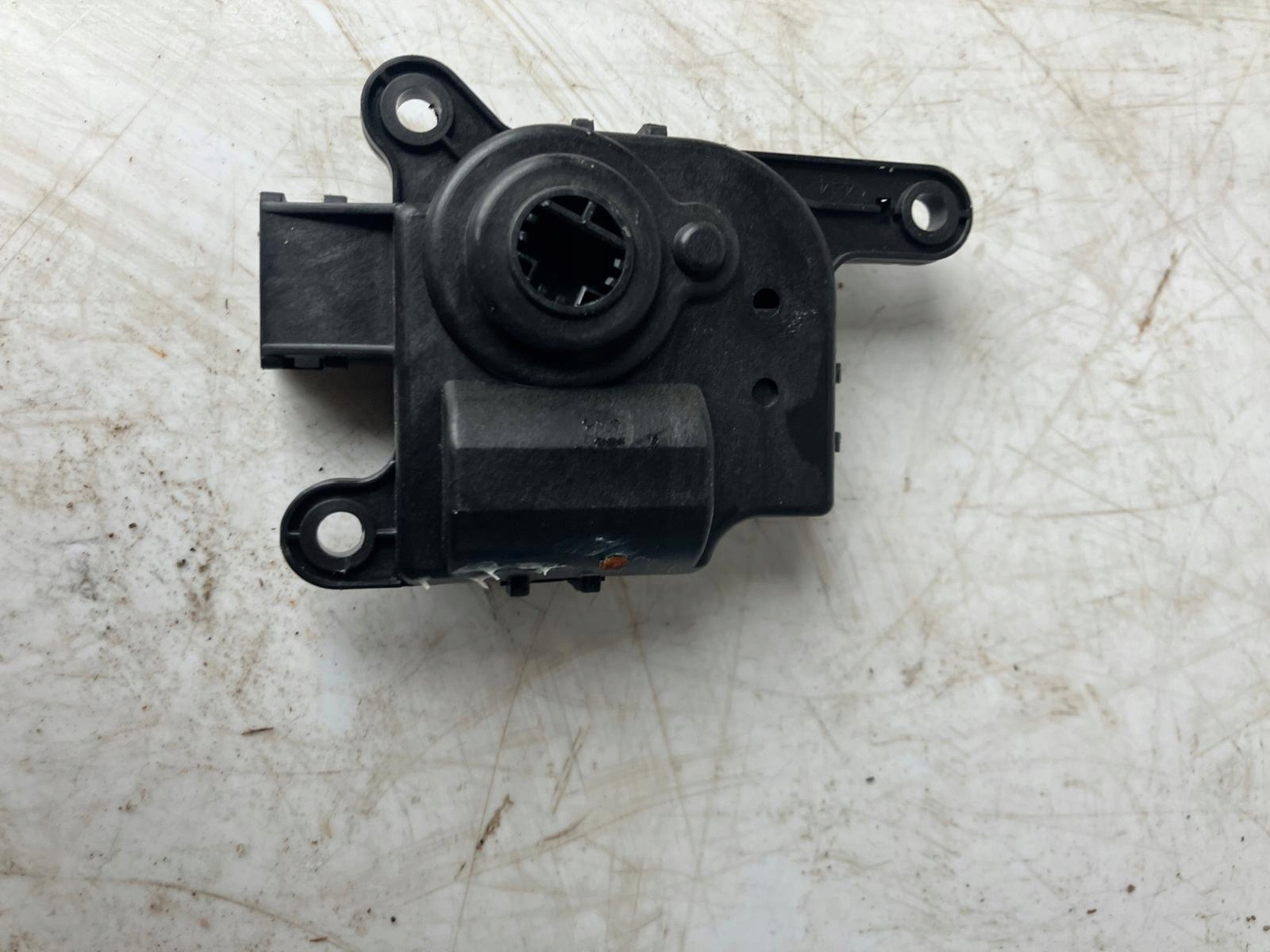 Motor heizgebläse TESLA MODEL S D332-AN6AA