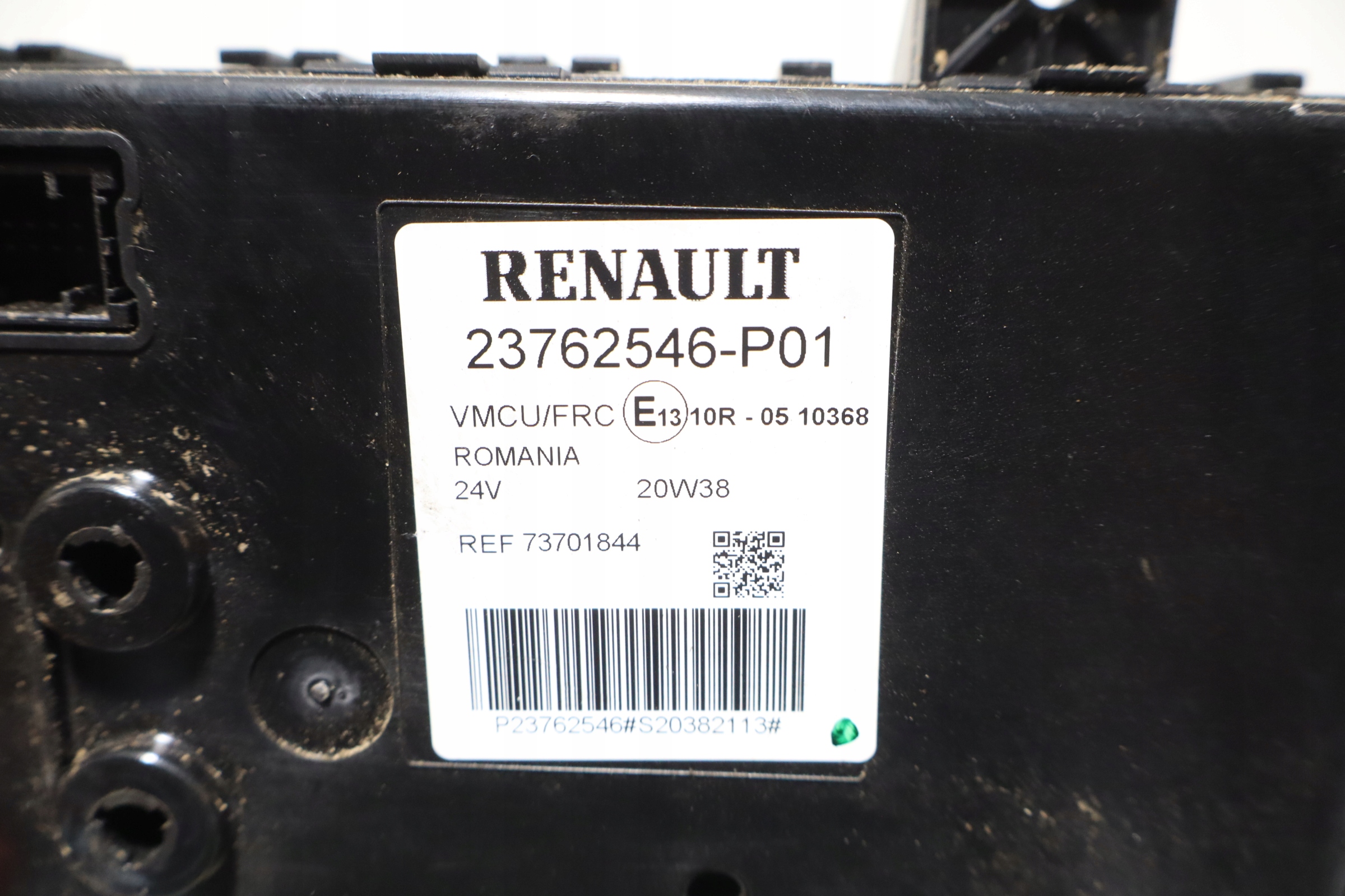 SKRZYNKA BEZPIECZNIKÓW RENAULT T 460 E6 Producent części Renault