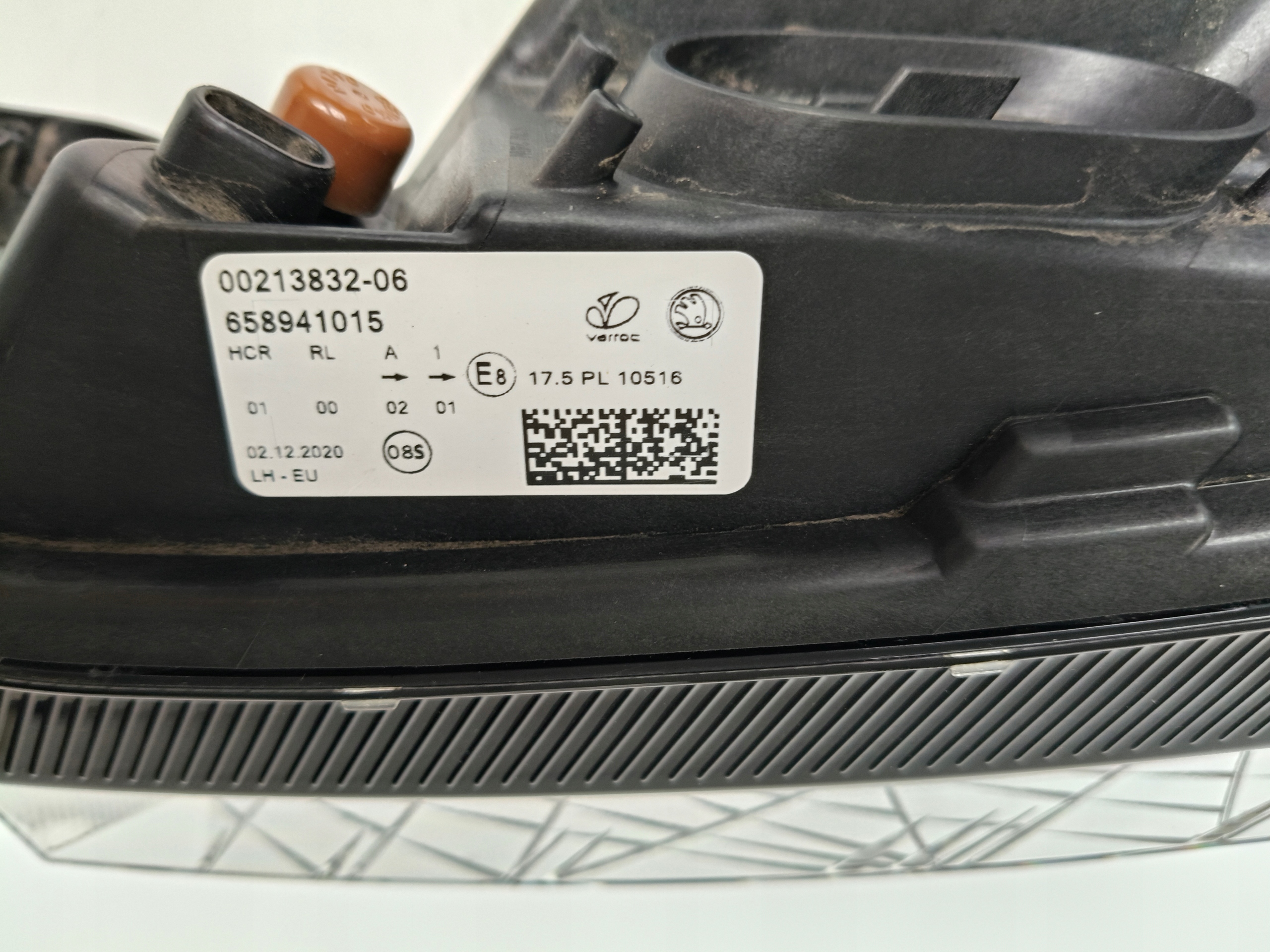 light left REFLEKTOR SKODA KAMIQ 658 18- LED
