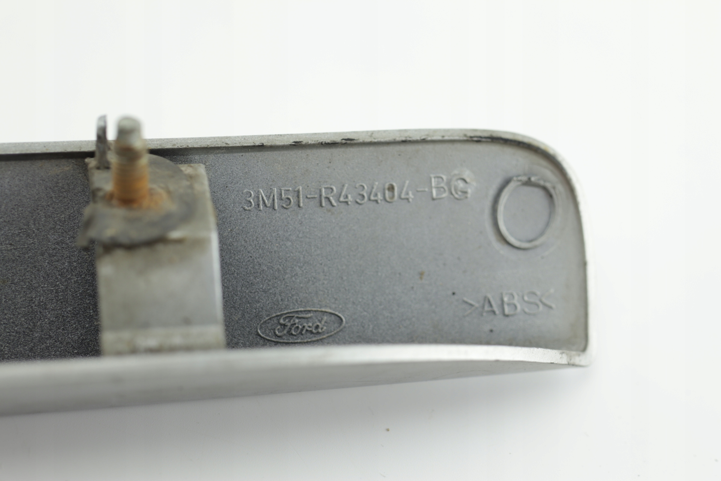 BLENDA KLAPY BAGAŻNIKA FORD C-MAX (2003-2006) 3M51-R43404-BG Producent części Ford OE