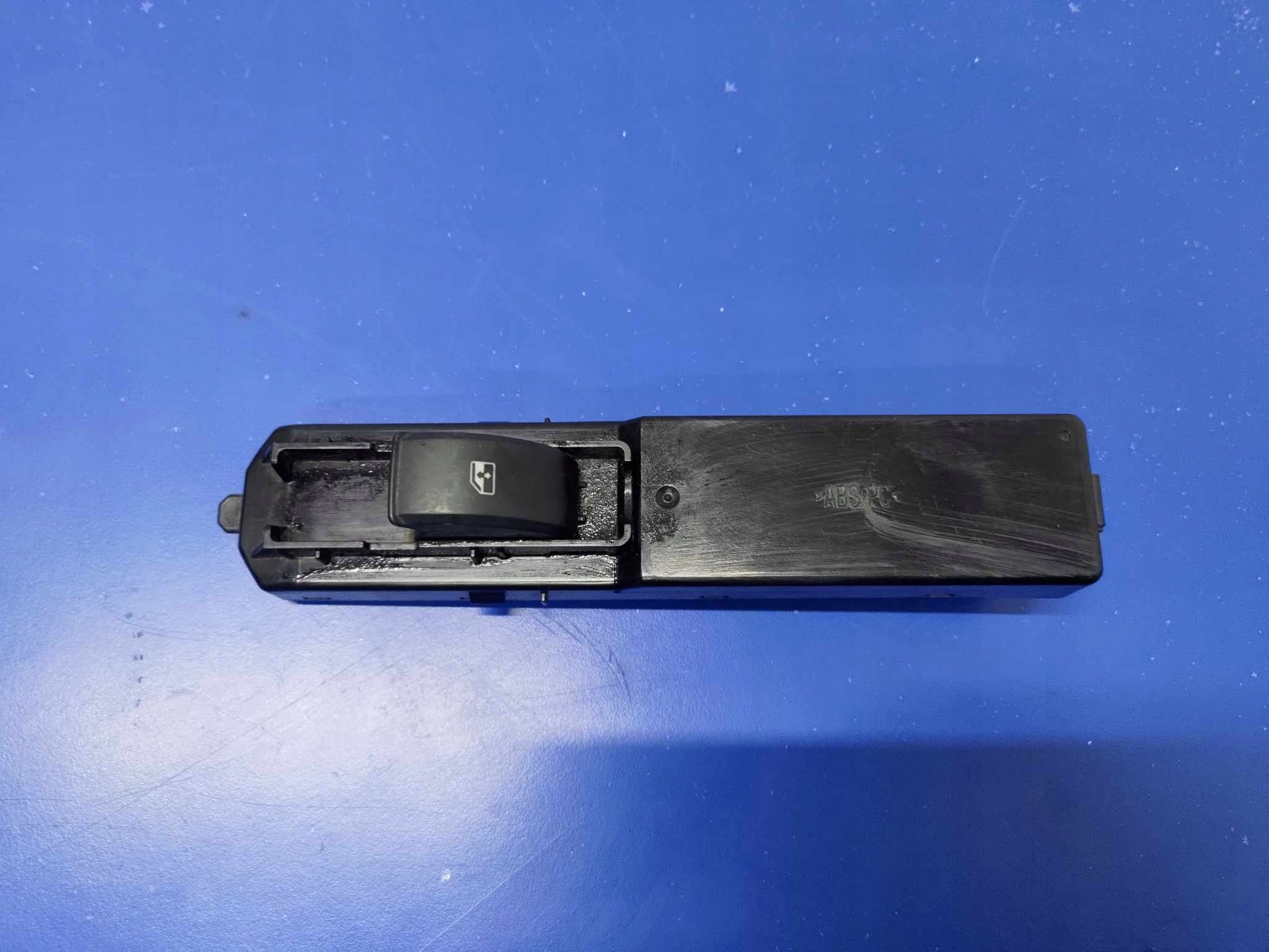 Bouton Panel pour l’ouverture Vitre SAAB 9-3 II 93 oe 12803380