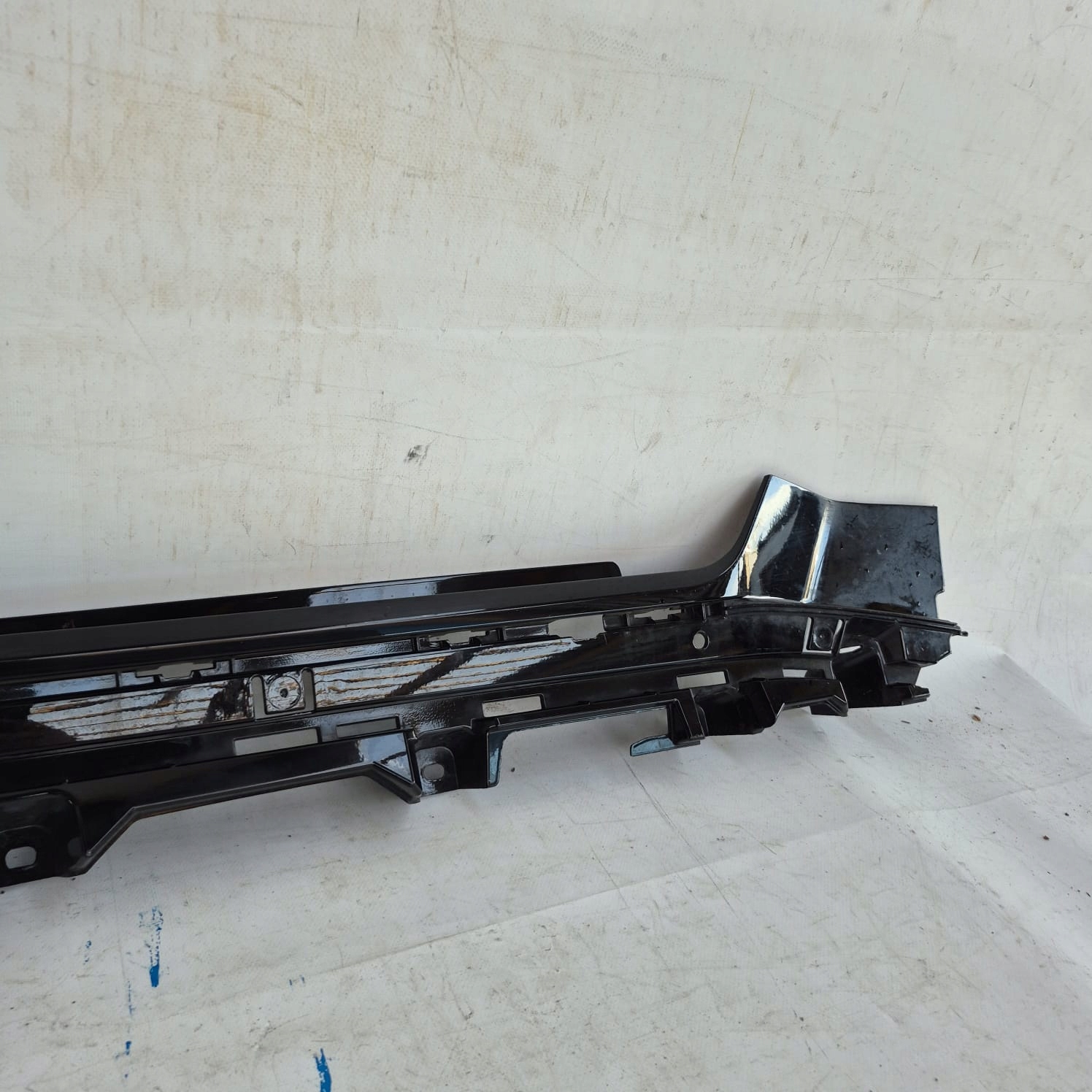 BMW 4 i4 G26 m-packet 21- moulding threshold right support 51778078580
