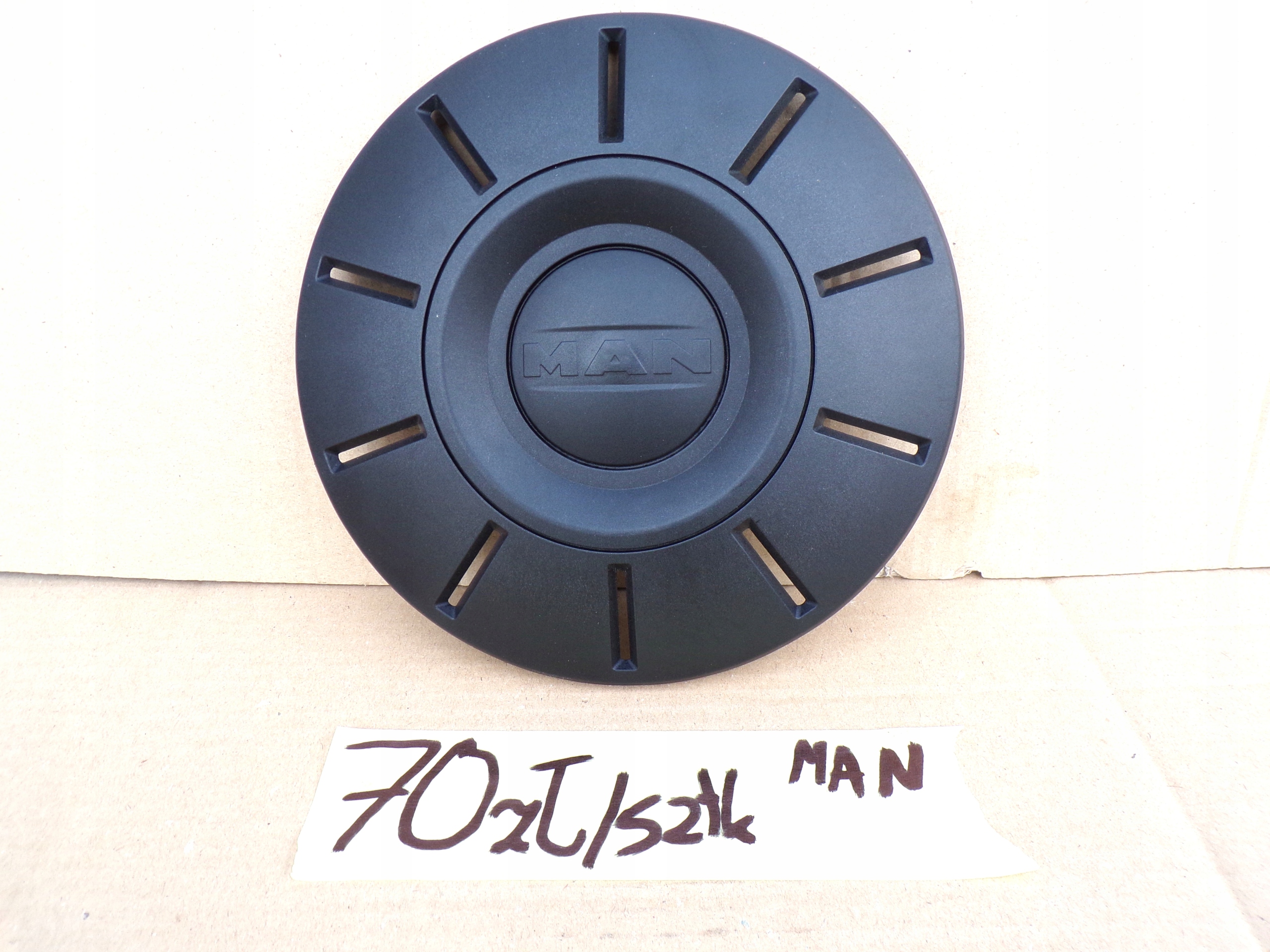 MAN VW CRAFTER 16- copri - Kapsel Coperchio ruote Originale Idealny 7CE601151