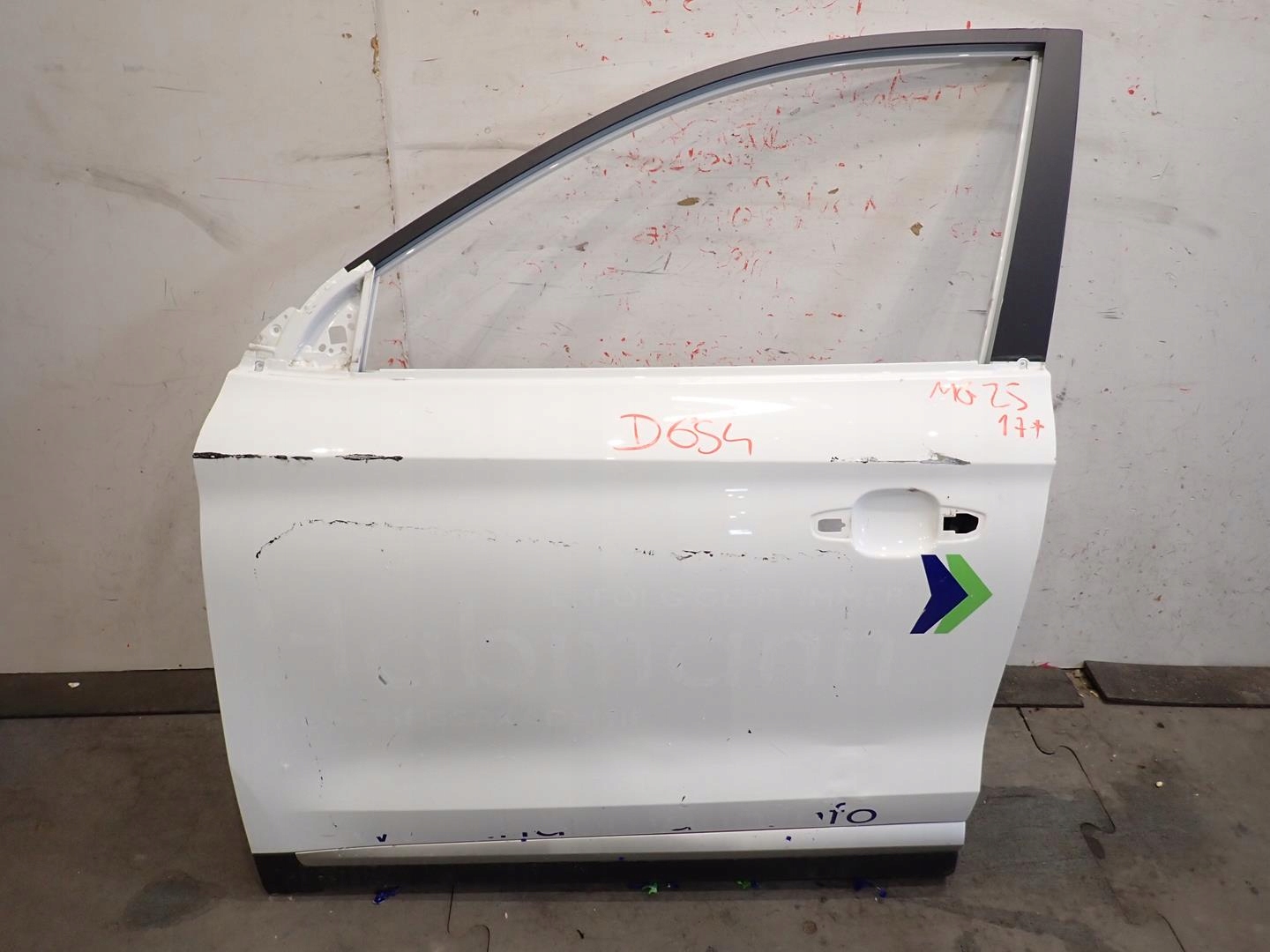 door front front left MG ZS 2017