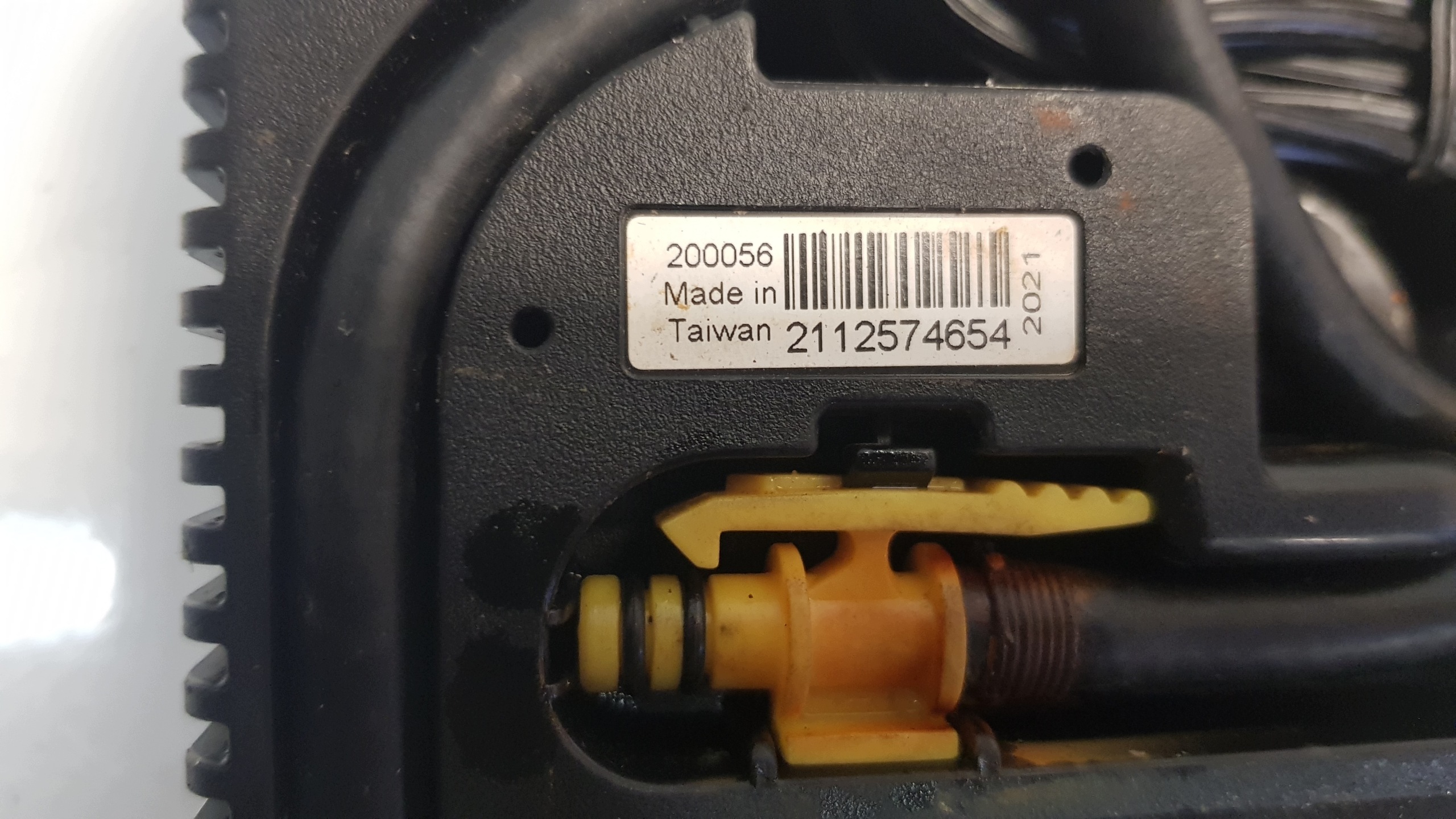 MERCEDES kompresor pumpa DO kol A0005835101