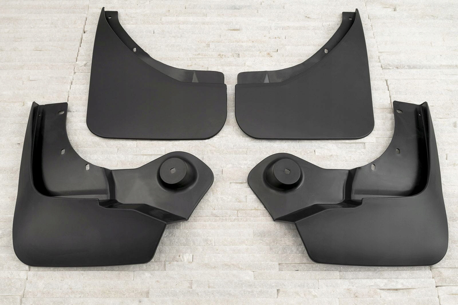 DACIA DUSTER I HS 2010-2017 CHLAPACZE Strona zabudowy przód + tył