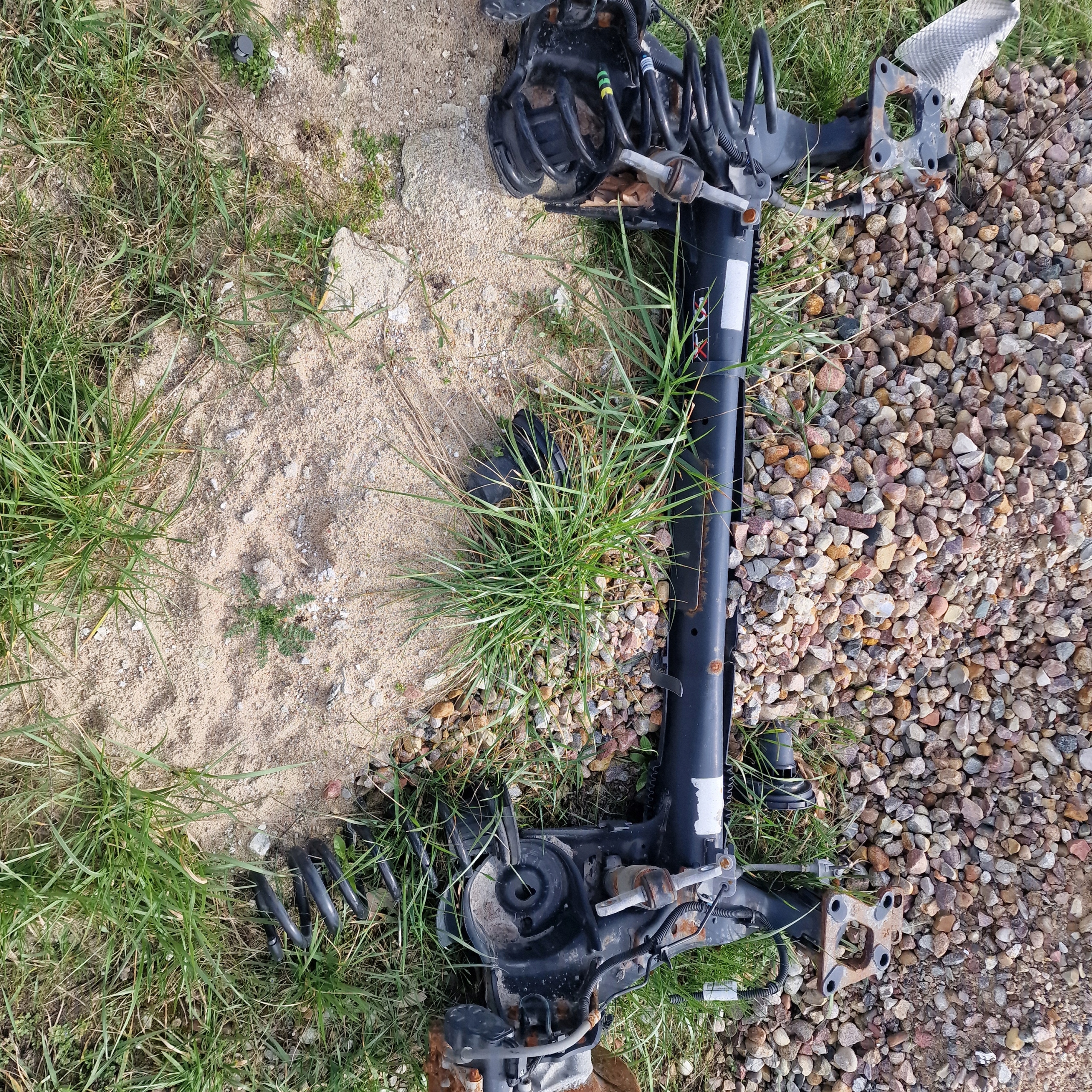 ZAWIESZENIE TYLNE PARTNER IV KPL.