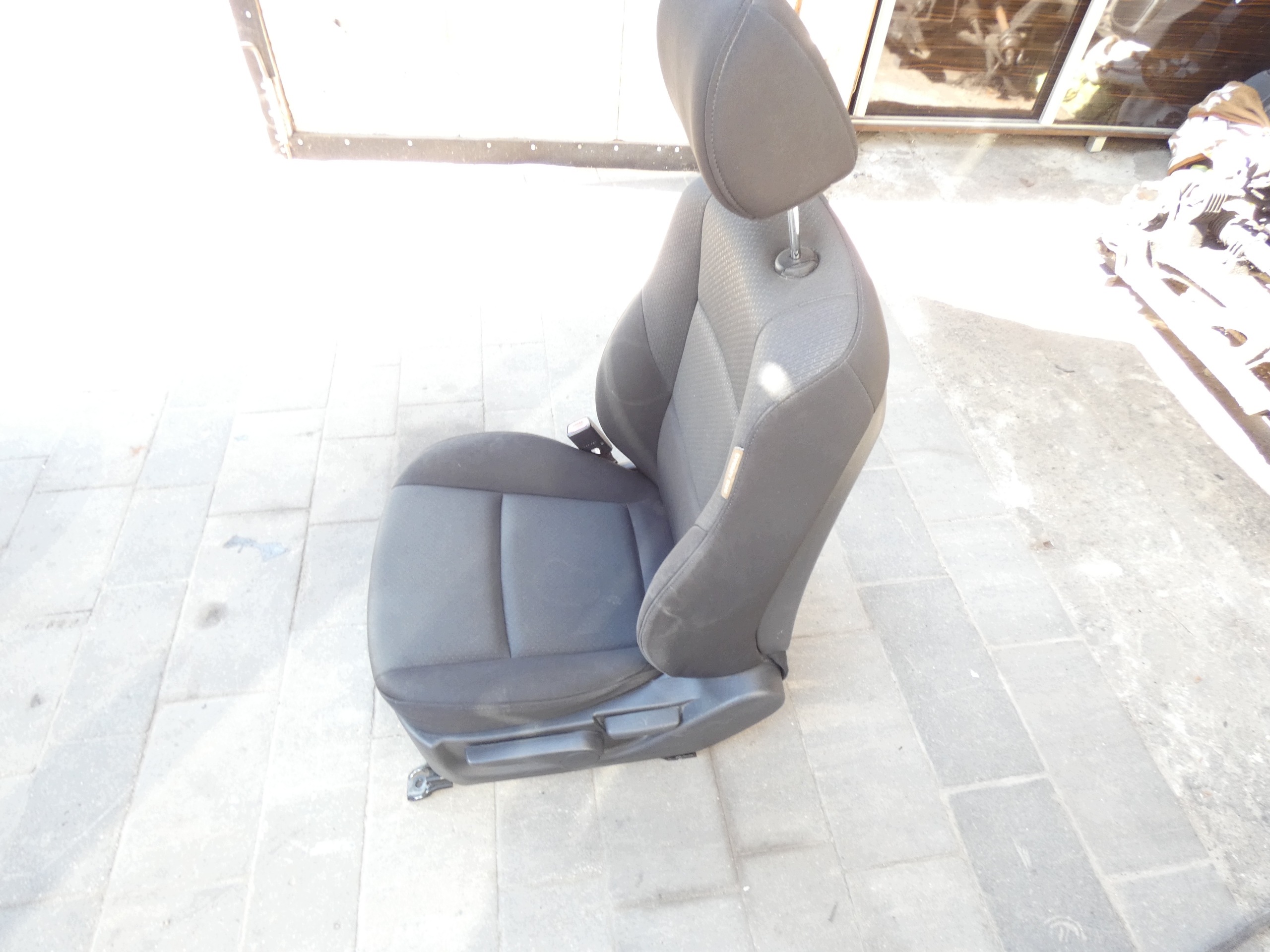 seat left front driver´s HYUNDAI I30 and FD 5D 07-12