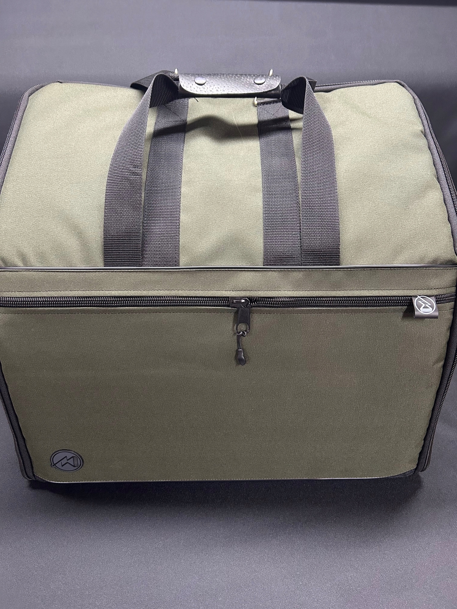 Premium Polský obal na akordeon 96 basů barva Khaki