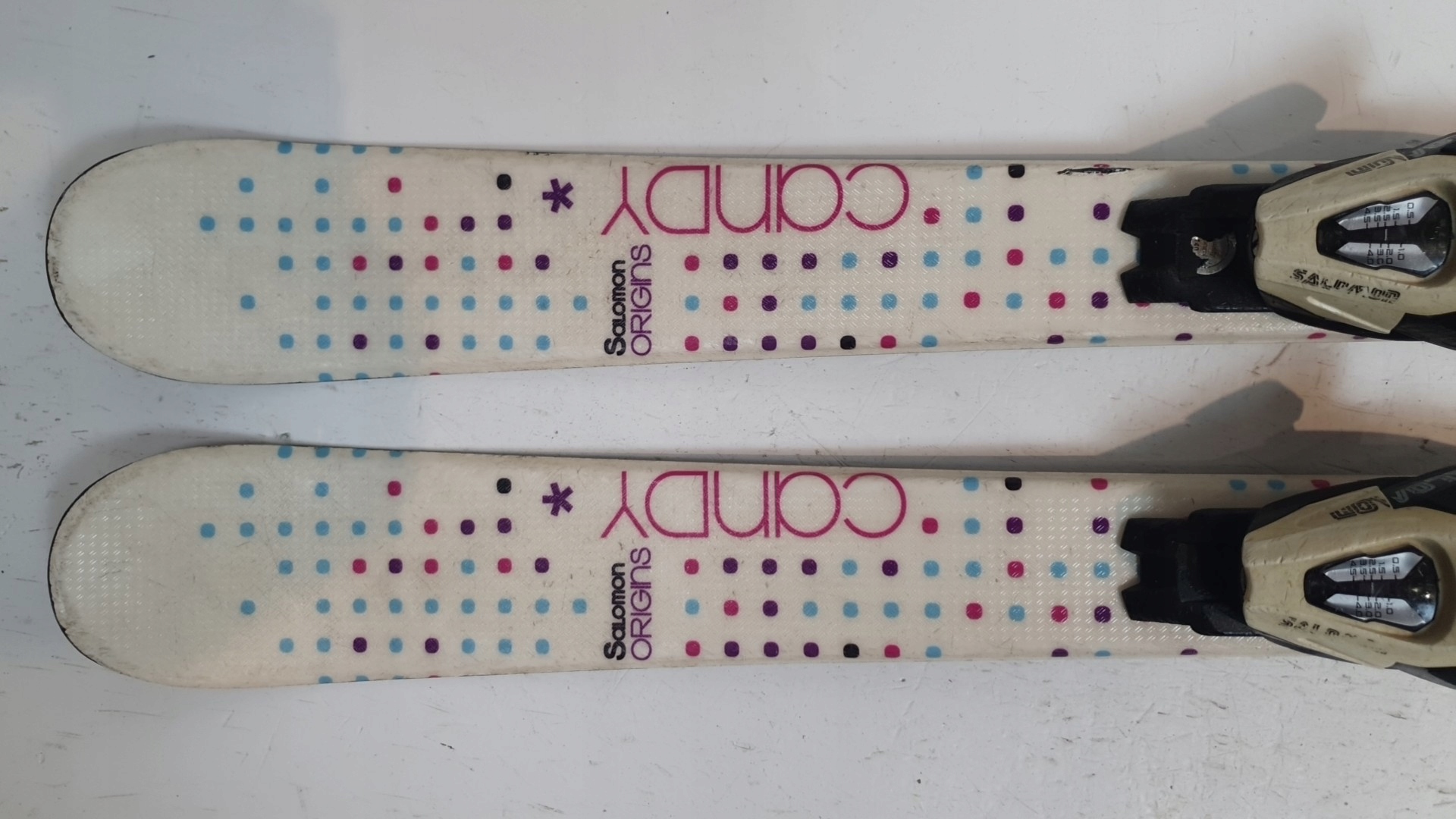 women's skis SALOMON ORIGINS SUN white + Salomon L9