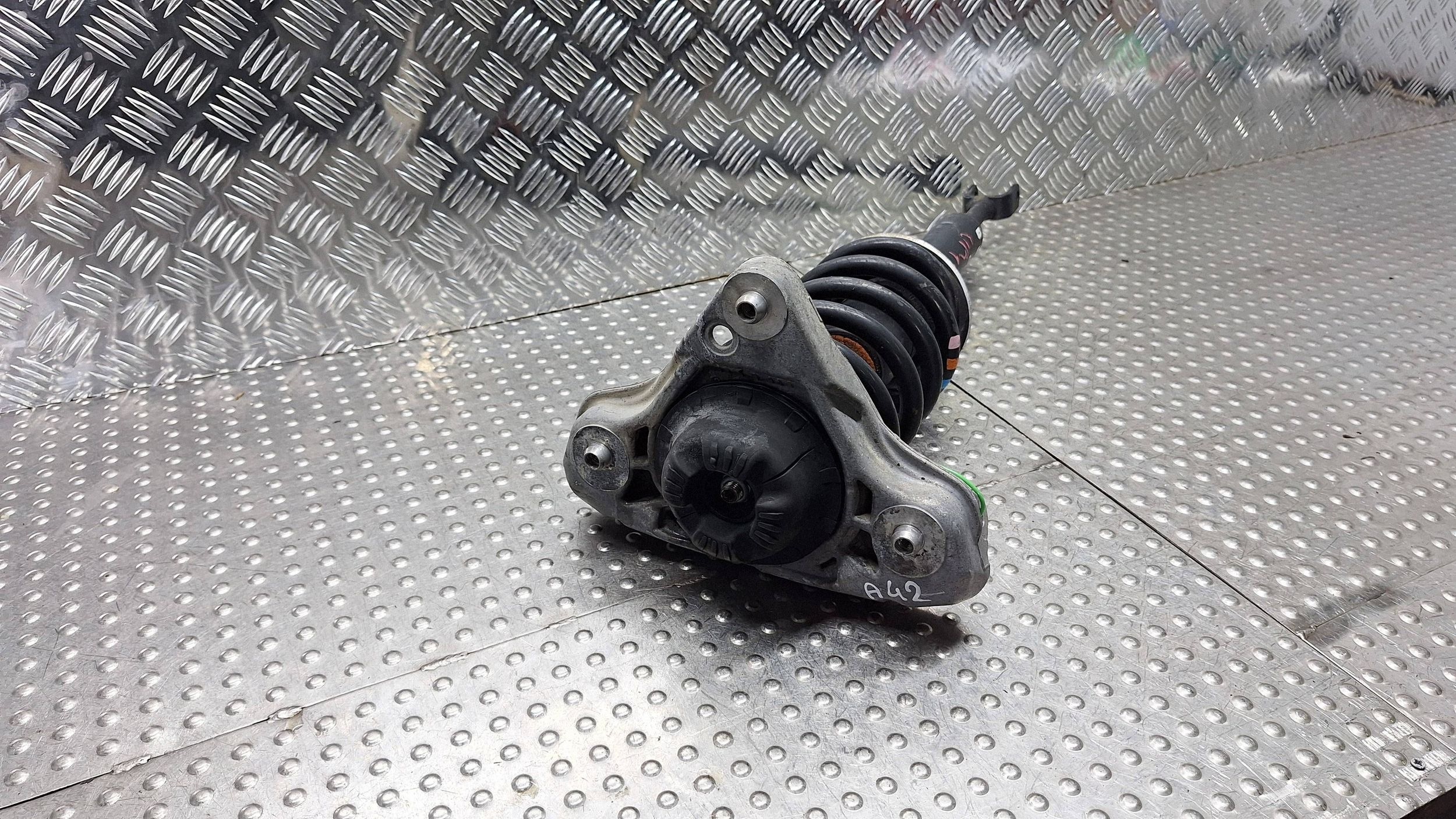 shock absorber left front 8E0413031BE AUDI A4 B6