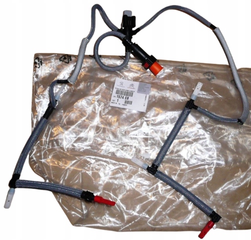 PRZEWÓD PALIWA PRZELEWOWY C5 III 2.7-3.0HDI 1574E8