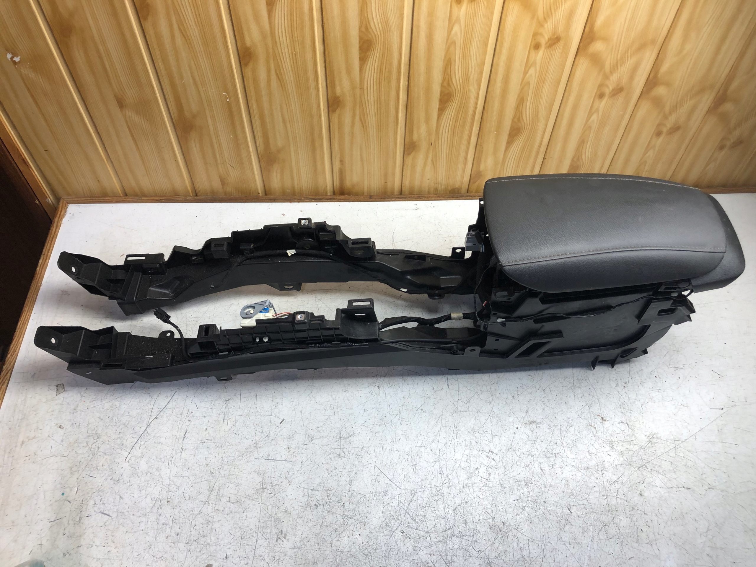 armrest TUNEL central FORD MONDEO MK5