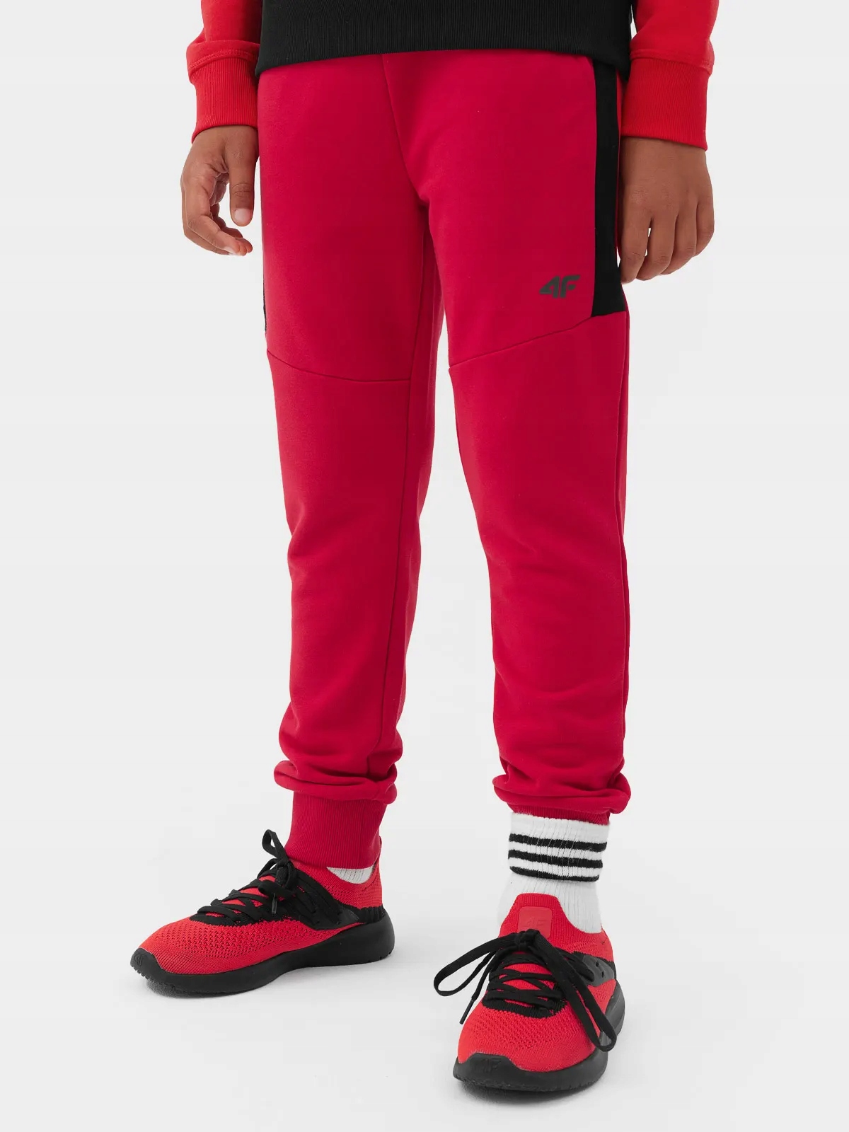 SPODNIE DRESOWE CHŁOPIĘCE 4F JUNIOR WYGODNE SPORTOWE DRESY BAWEŁNA AW23M414 Kod producenta 4FJAW23TTROM414-62S