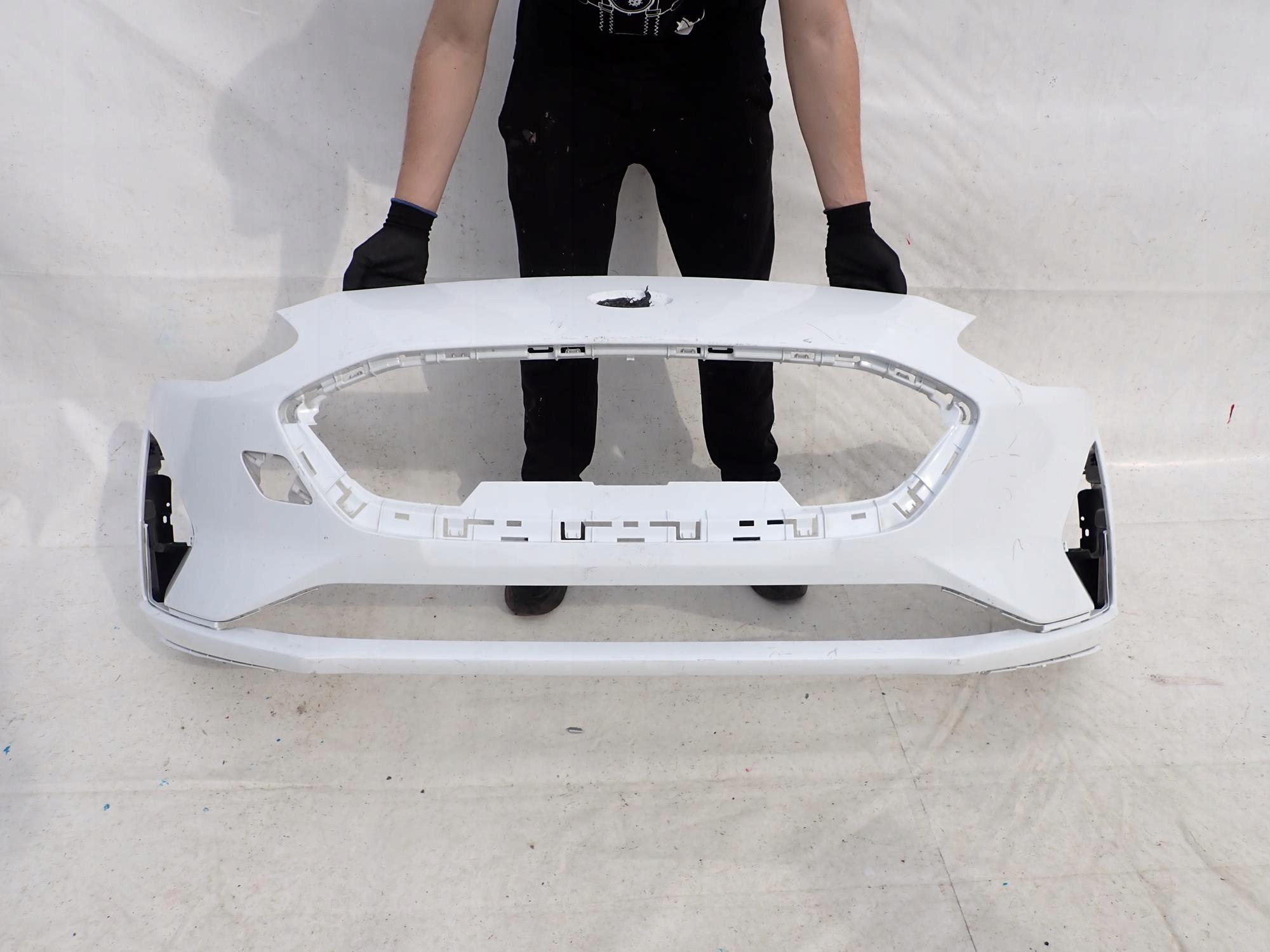 FORD FOCUS IV 4 MK4 18- bumper front front PDC