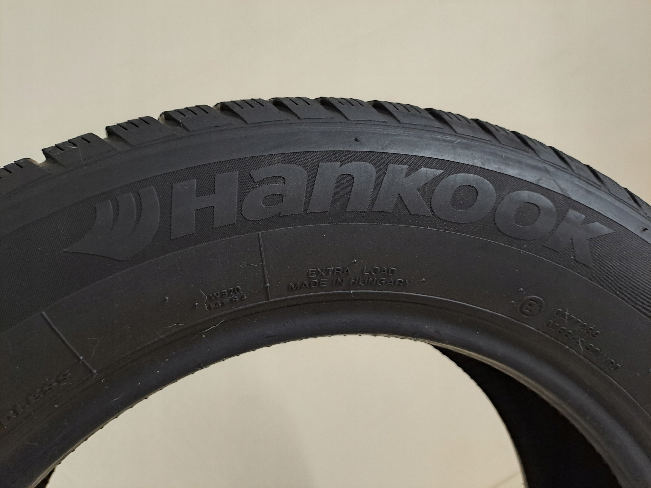 gomma zimowa Hankook Winter e*cept evo2 215/60R16 99H