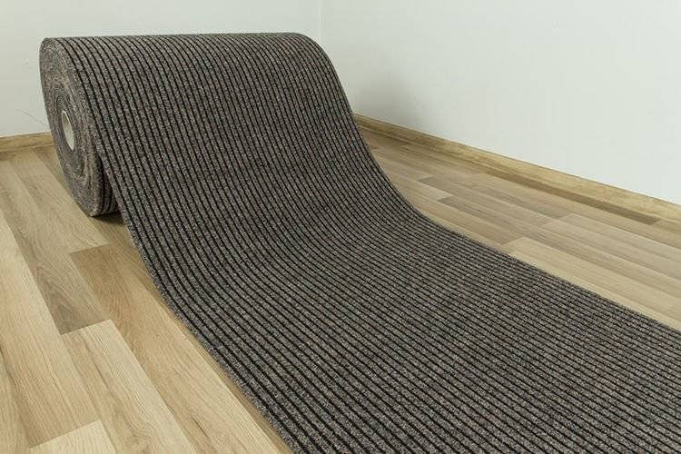 WYCIERACZKA WEJŚCIOWA PODGUMOWANA GRANADA BEŻ szer 100 cm Z ROLKI NA WYMIAR Marka Akcila