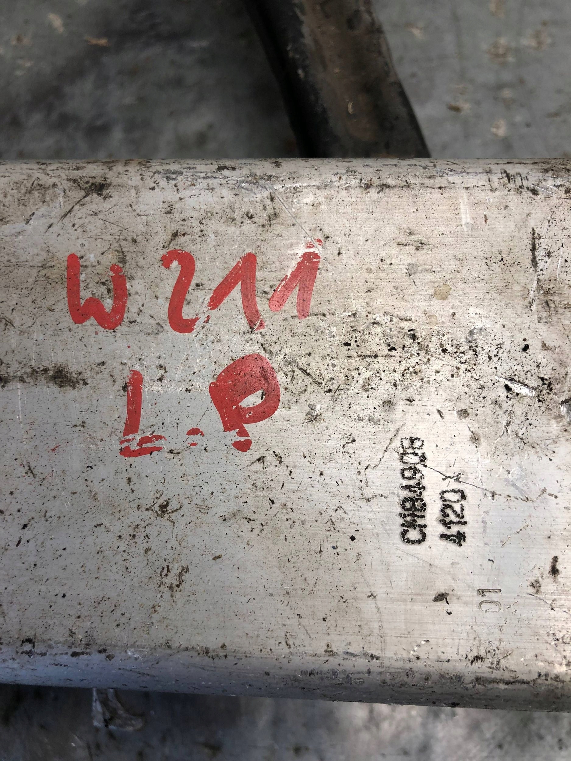 beam tip left front MERCEDES W211