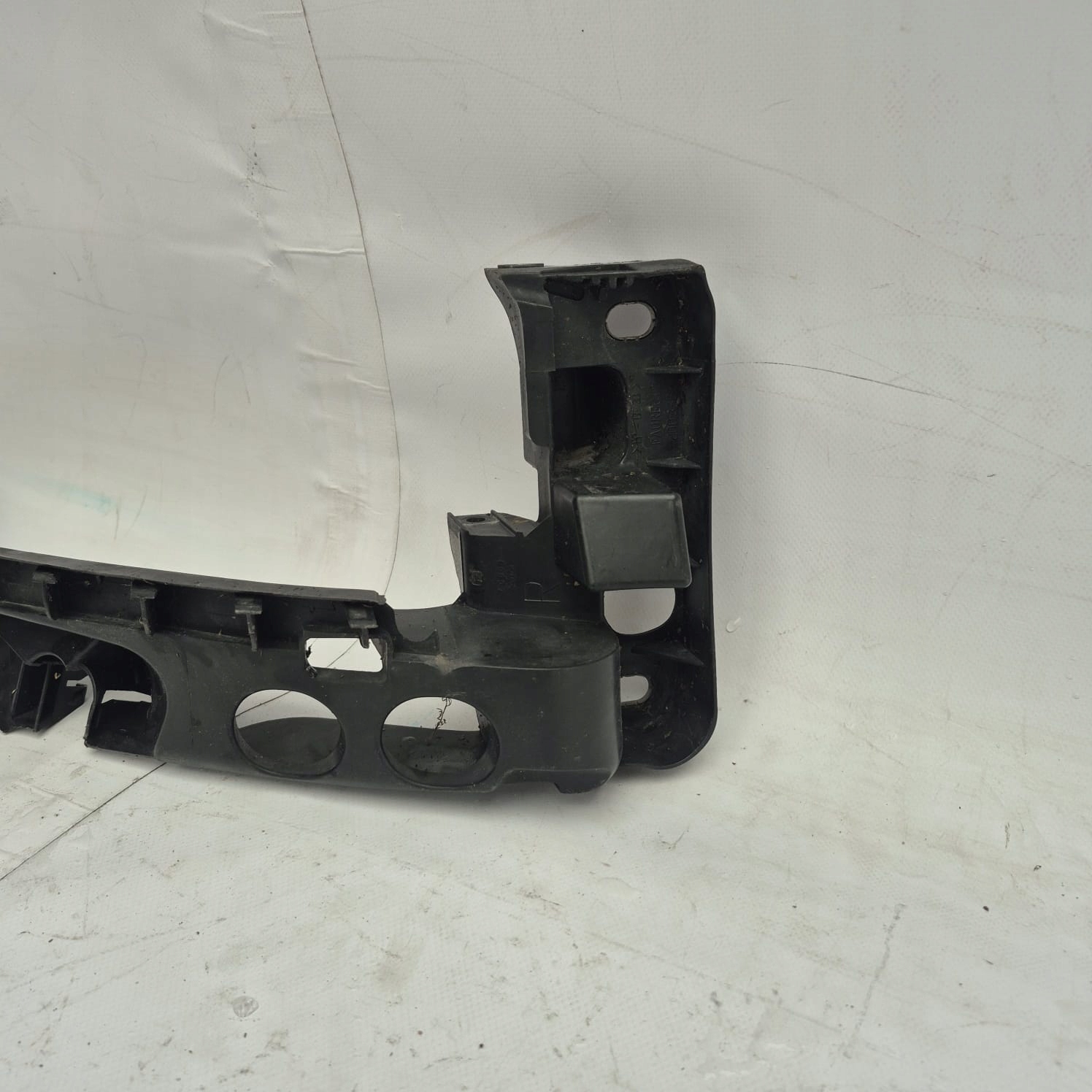 AUDI A3 II 2 8P LIFT 08-13 holder support right front front