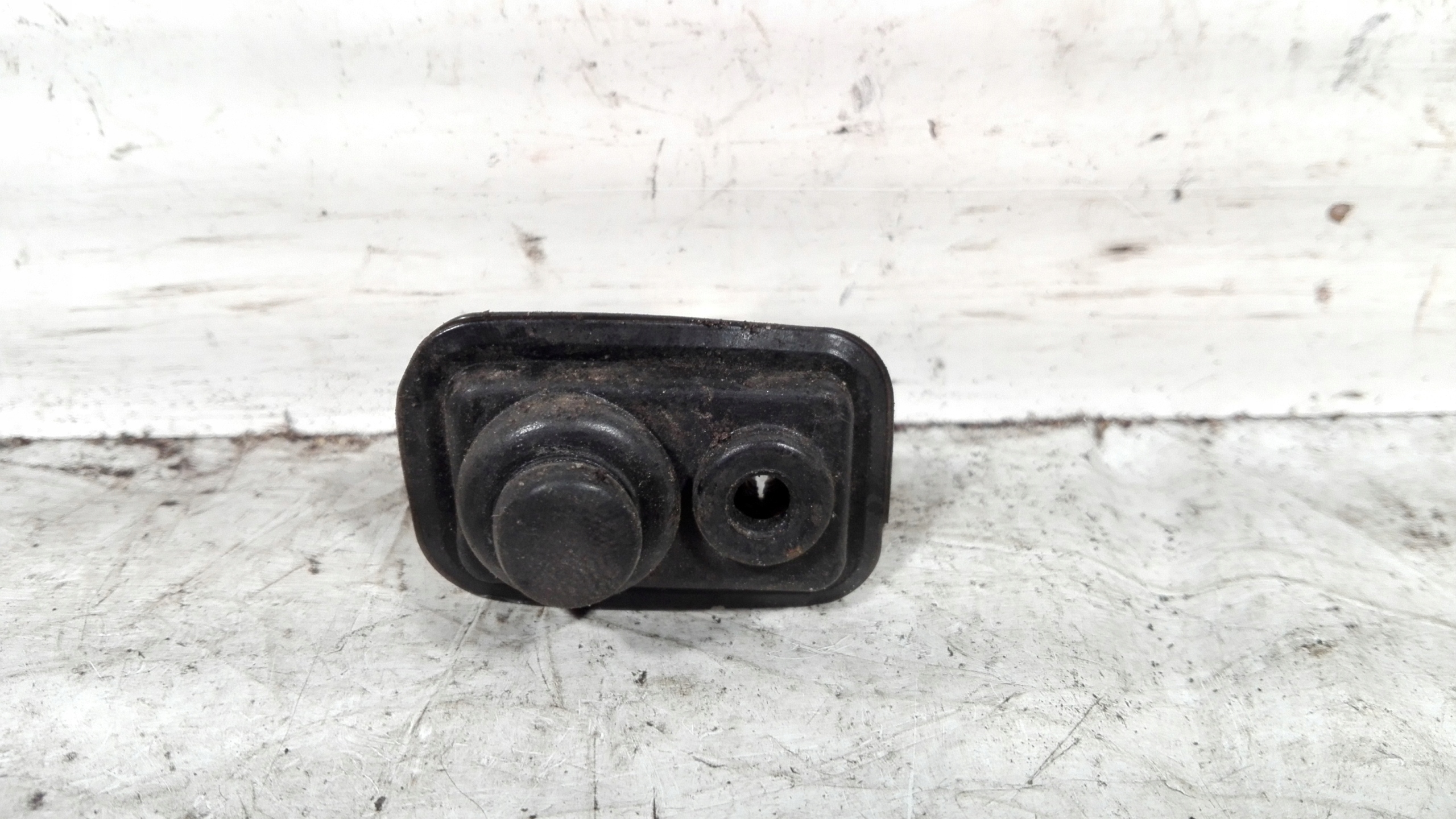 CZUJNIK STYCZNIK DRZWI VOLVO V40 S40