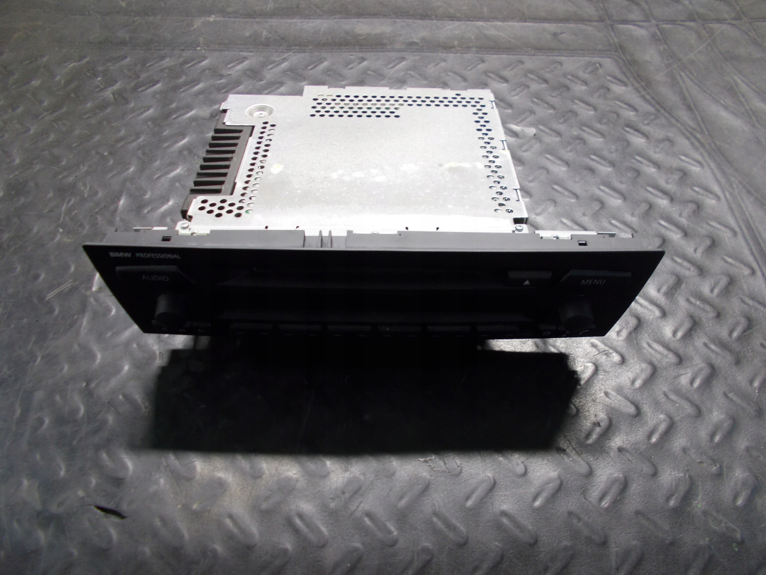 6983018 - CD-радио BMW E90 E91