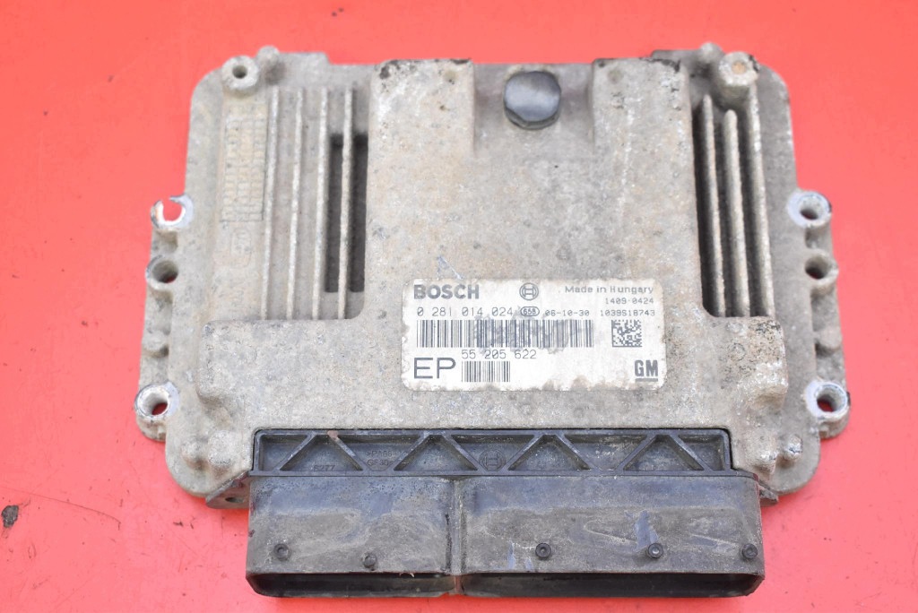 IMMO computer Montaggio 55205622 OPEL ZAFIRA B 1.9 CDTI 100 KM 05-10
