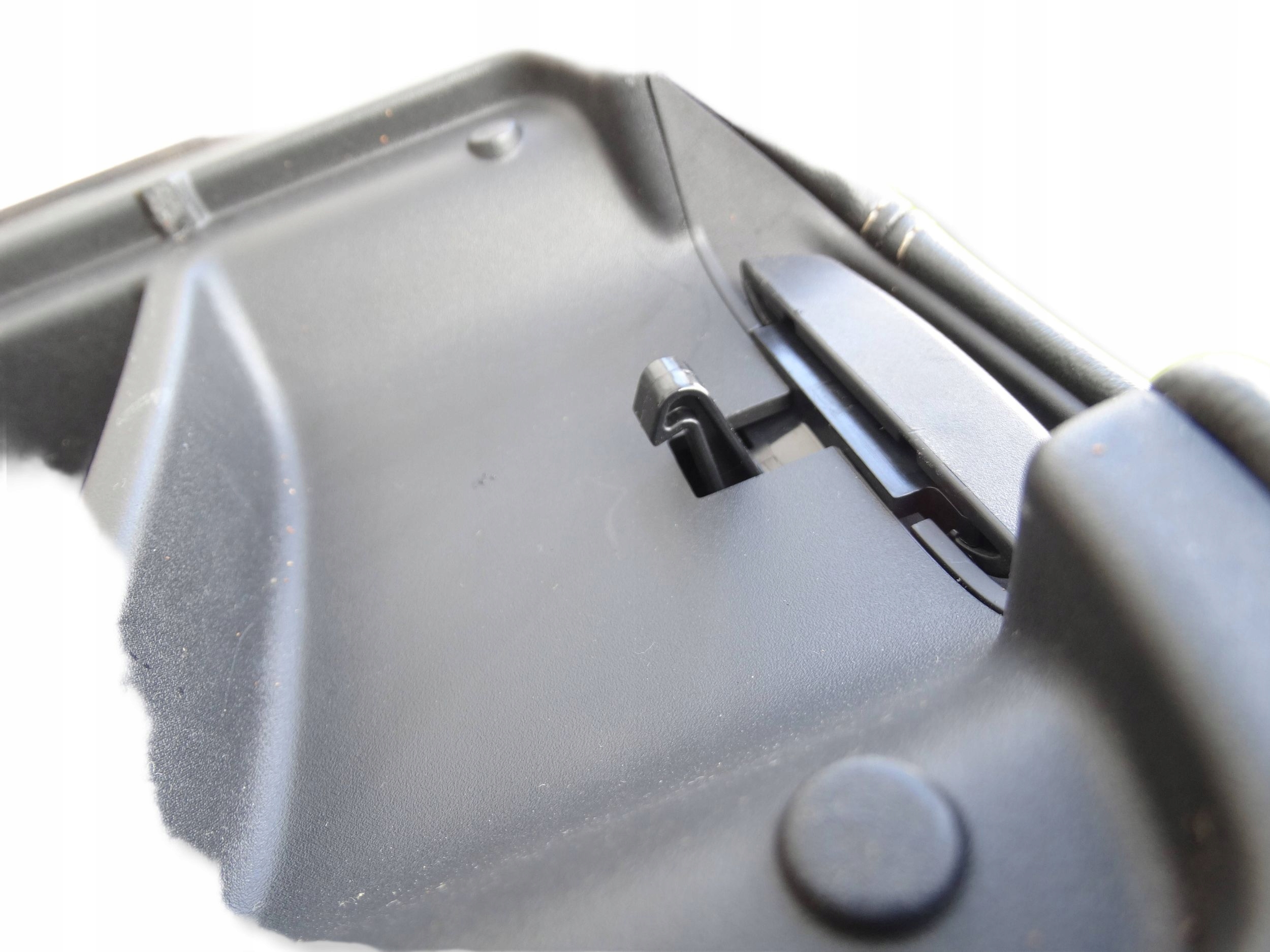 armrest TUNELU black leather LADOWARKA JEEP CEROKEE V KL