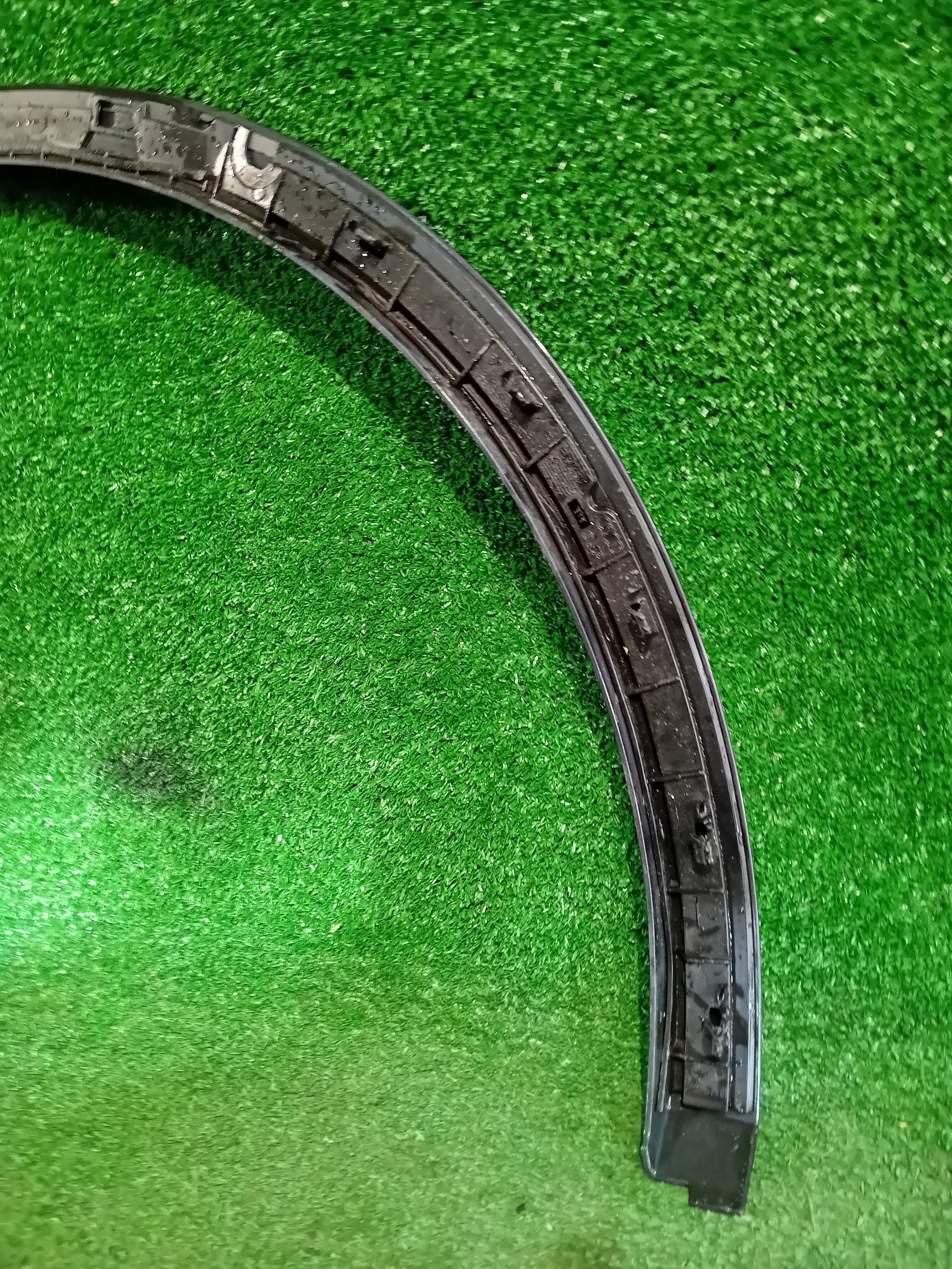 Moulage Couverture Aile Droite Arrière AUDI Q5 80A853818A