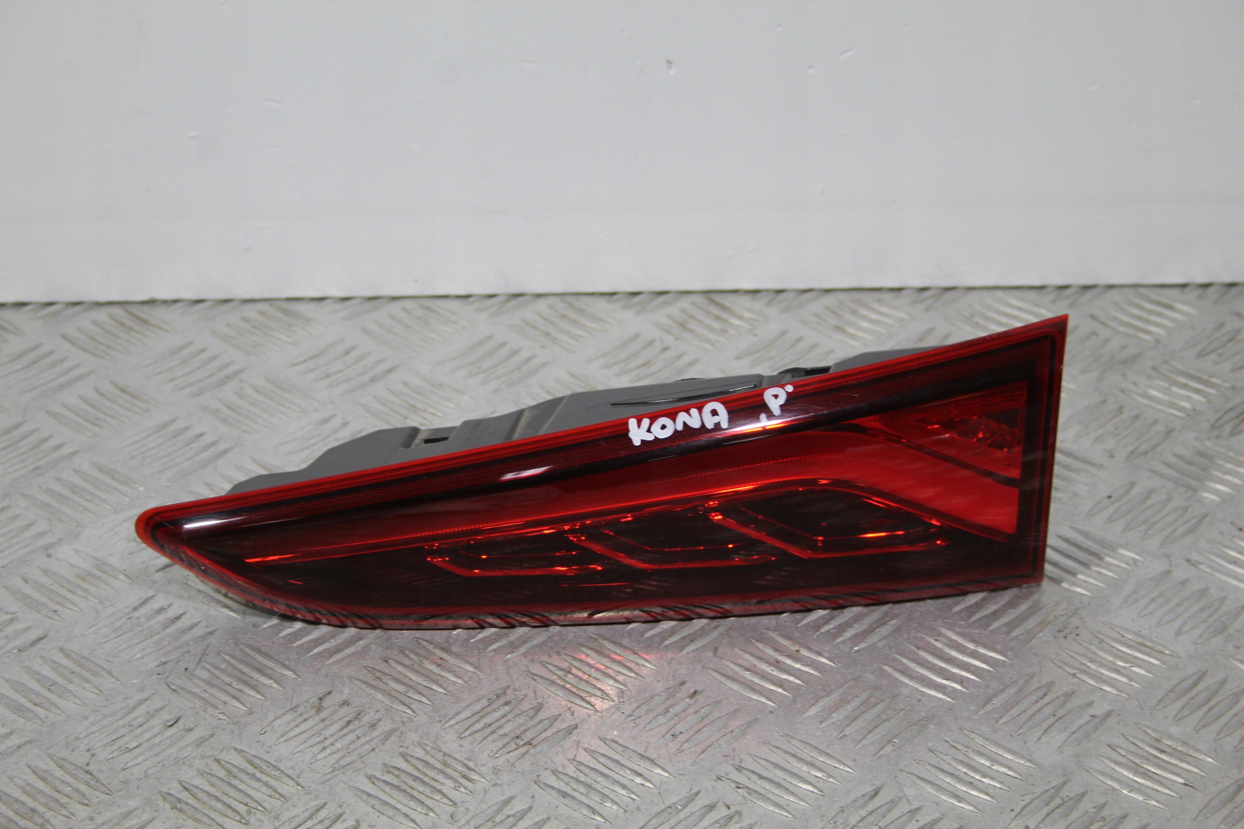 light bonnet right rear part LED HYUNDAI KONA