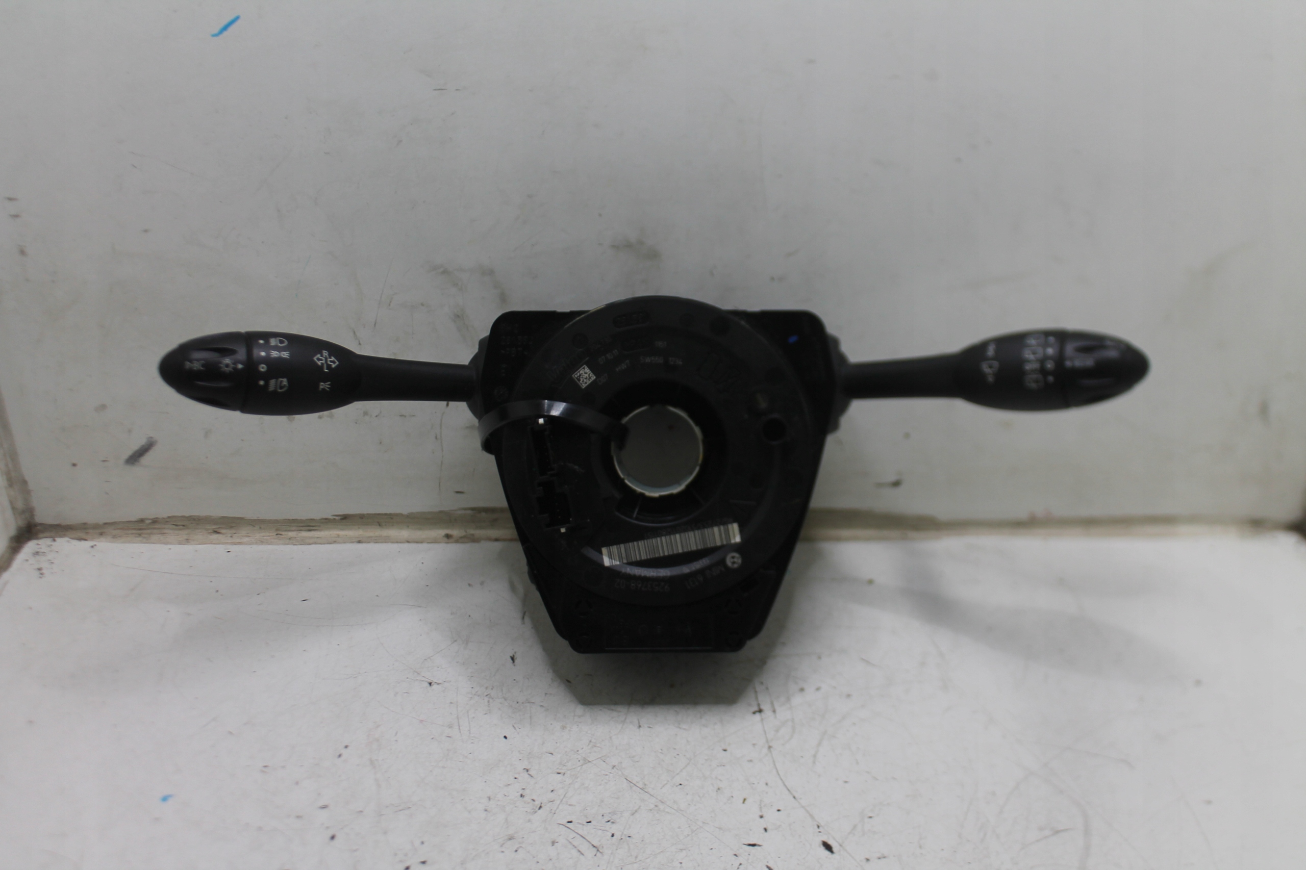 steering wheel levers and controls MANETKA ring 9253768 MINI COUNTRYMAN R60 10-17