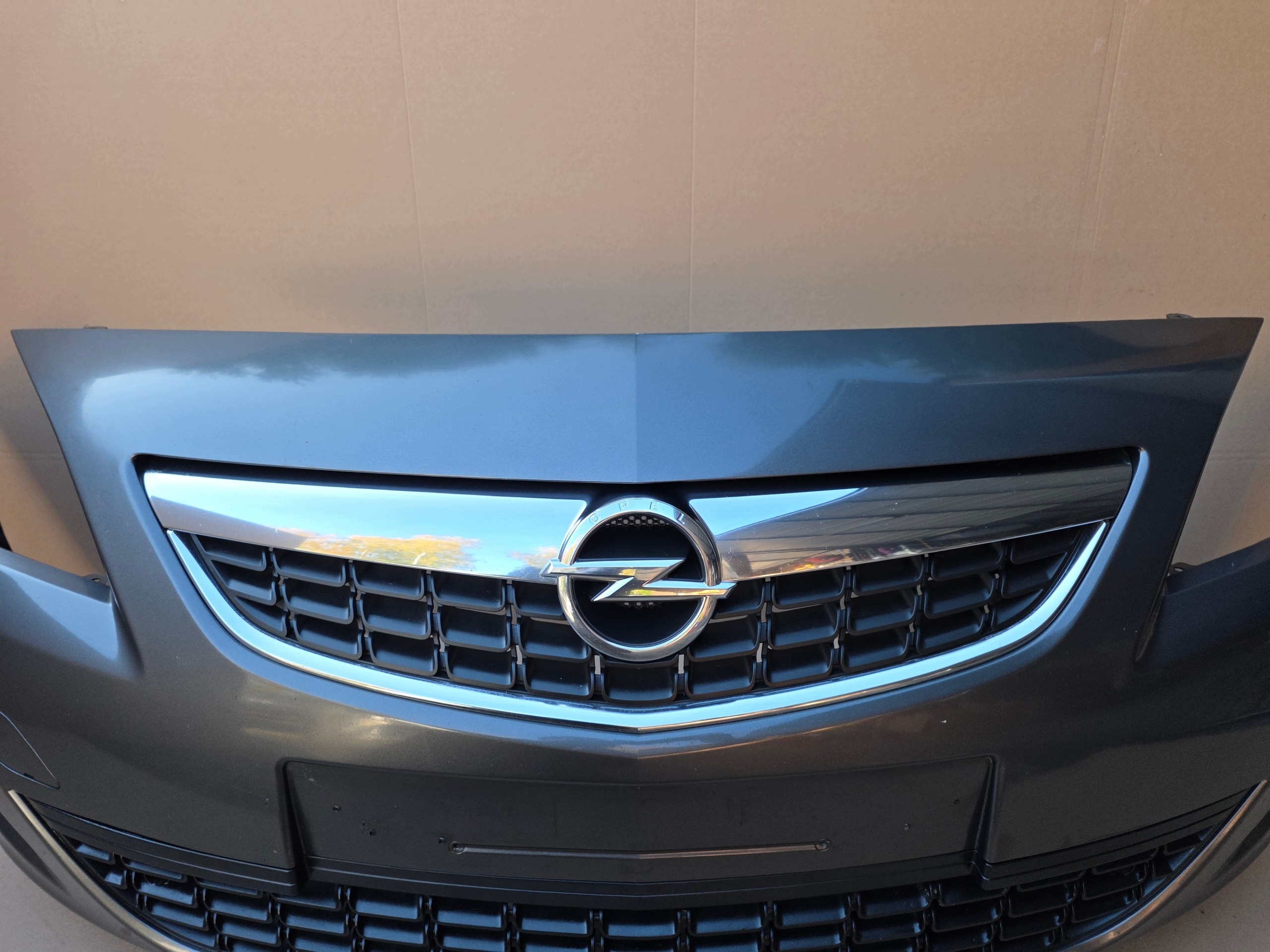 Opel Astra J IV 4 frontstoßstange vorne XENON spritzdüse grill