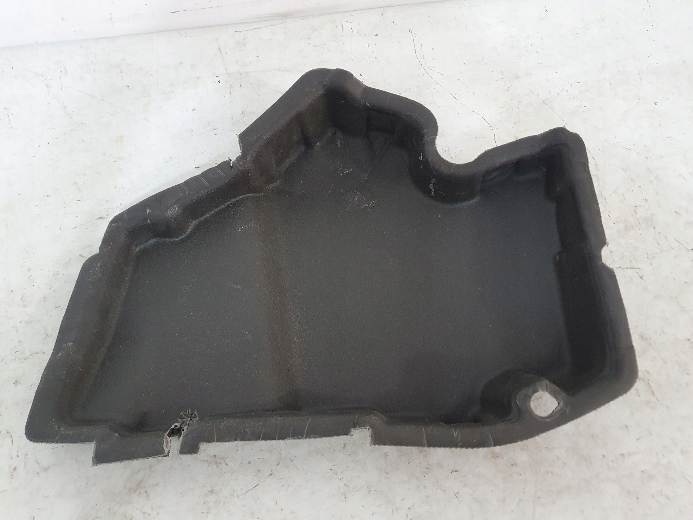 CHRYSLER PACIFICA 2019 - hangszigetelő emelet 68225732A