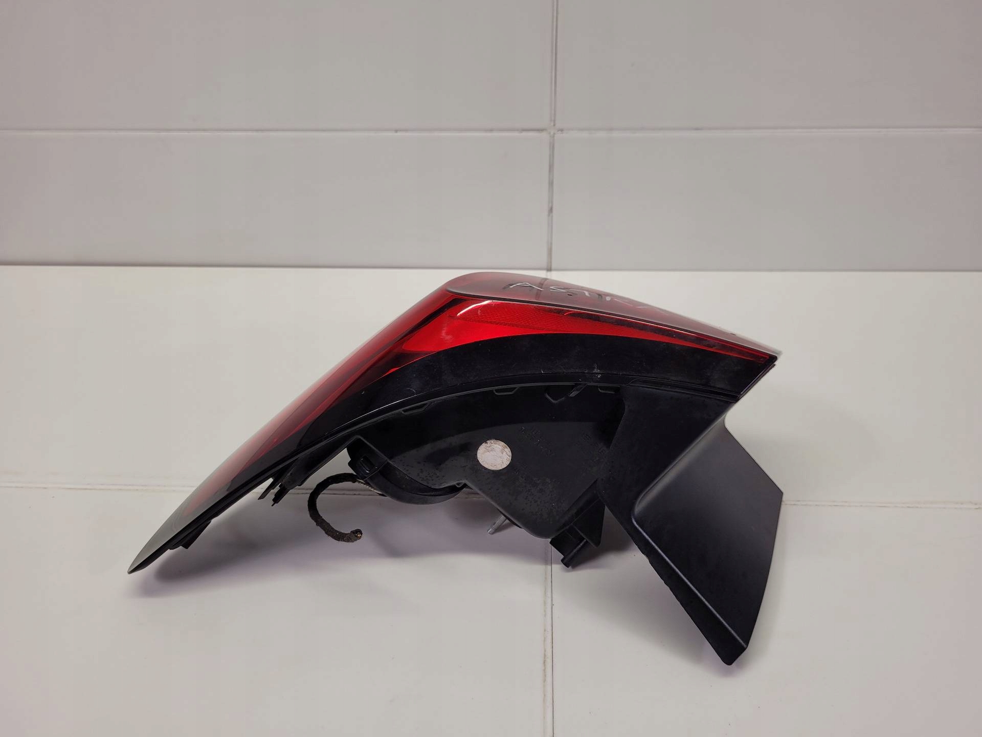 light rear right side Opel Astra K 2017 39015944