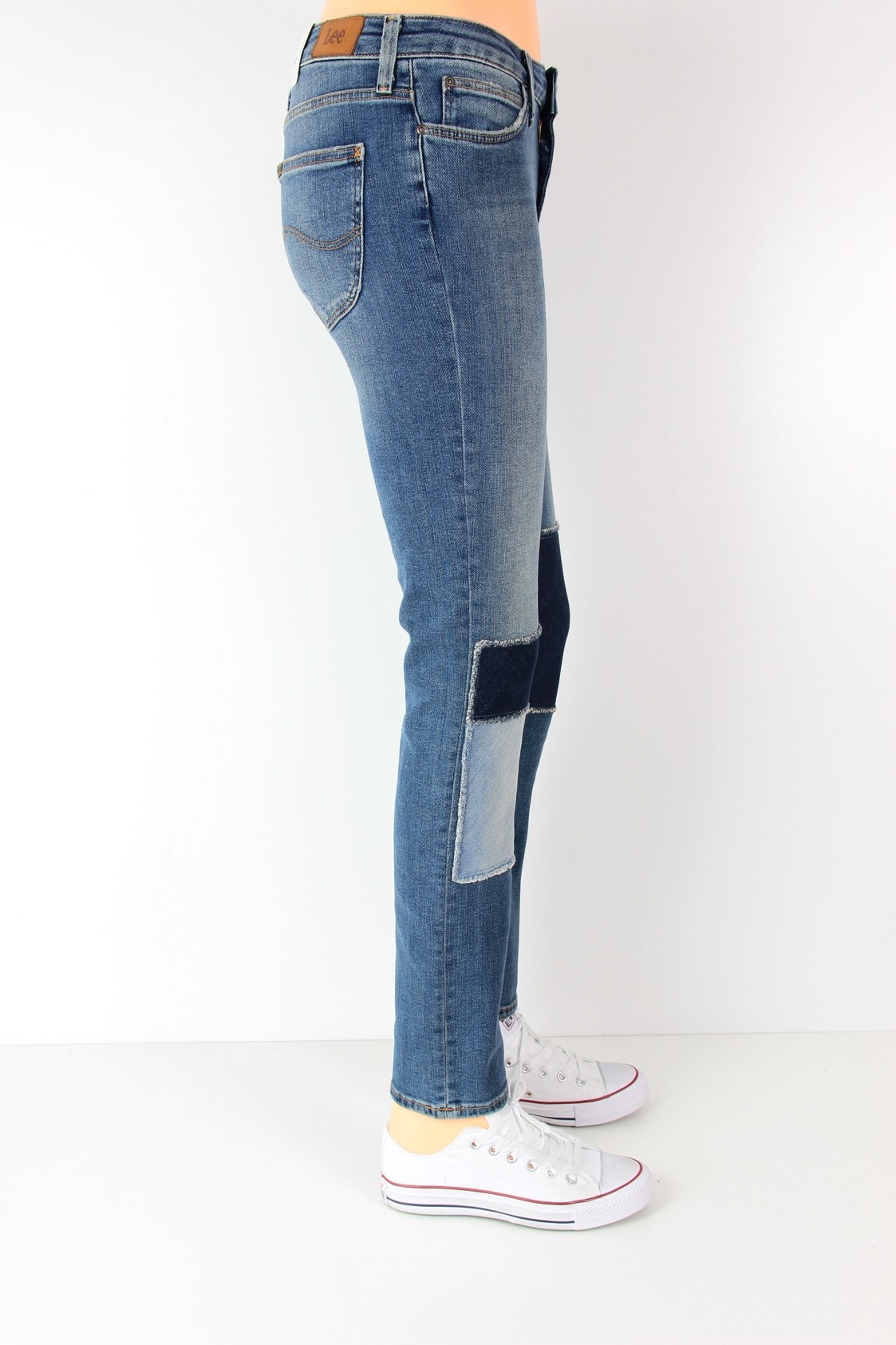 LEE ELLY SLIM JEANSY PROSTE SPODNIE _ W28 L35 Kolor niebieski