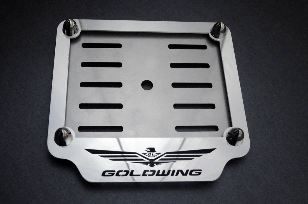 РАМКА НОМЕРНОГО ЗНАКА HONDA GOLDWING GL