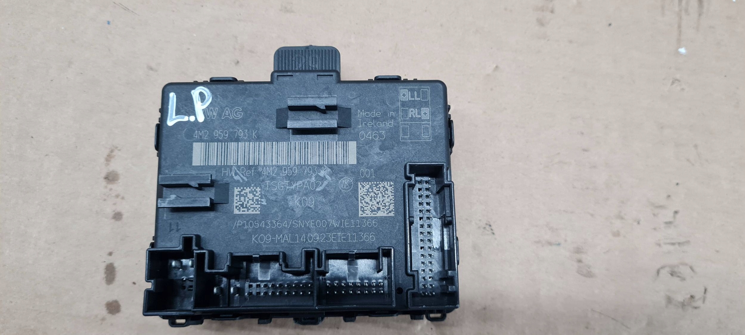 SQ5 80A Q5 module control unit door left front 4M2959793K
