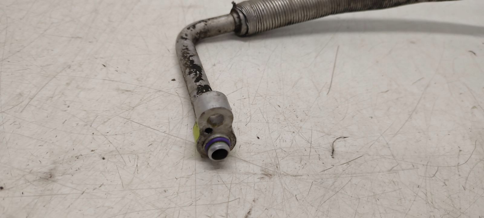 crijevo prijenos klimatizacije VW Golf IV 1,6 FSI