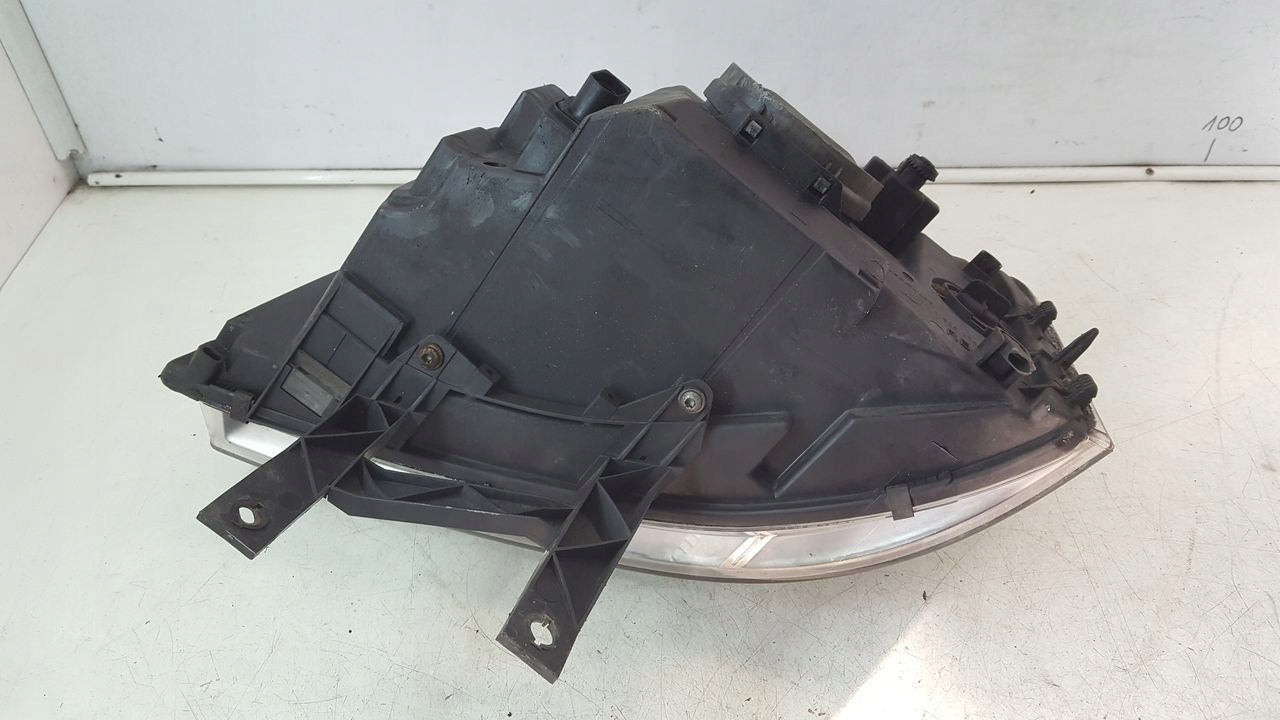 light front front right VW T5