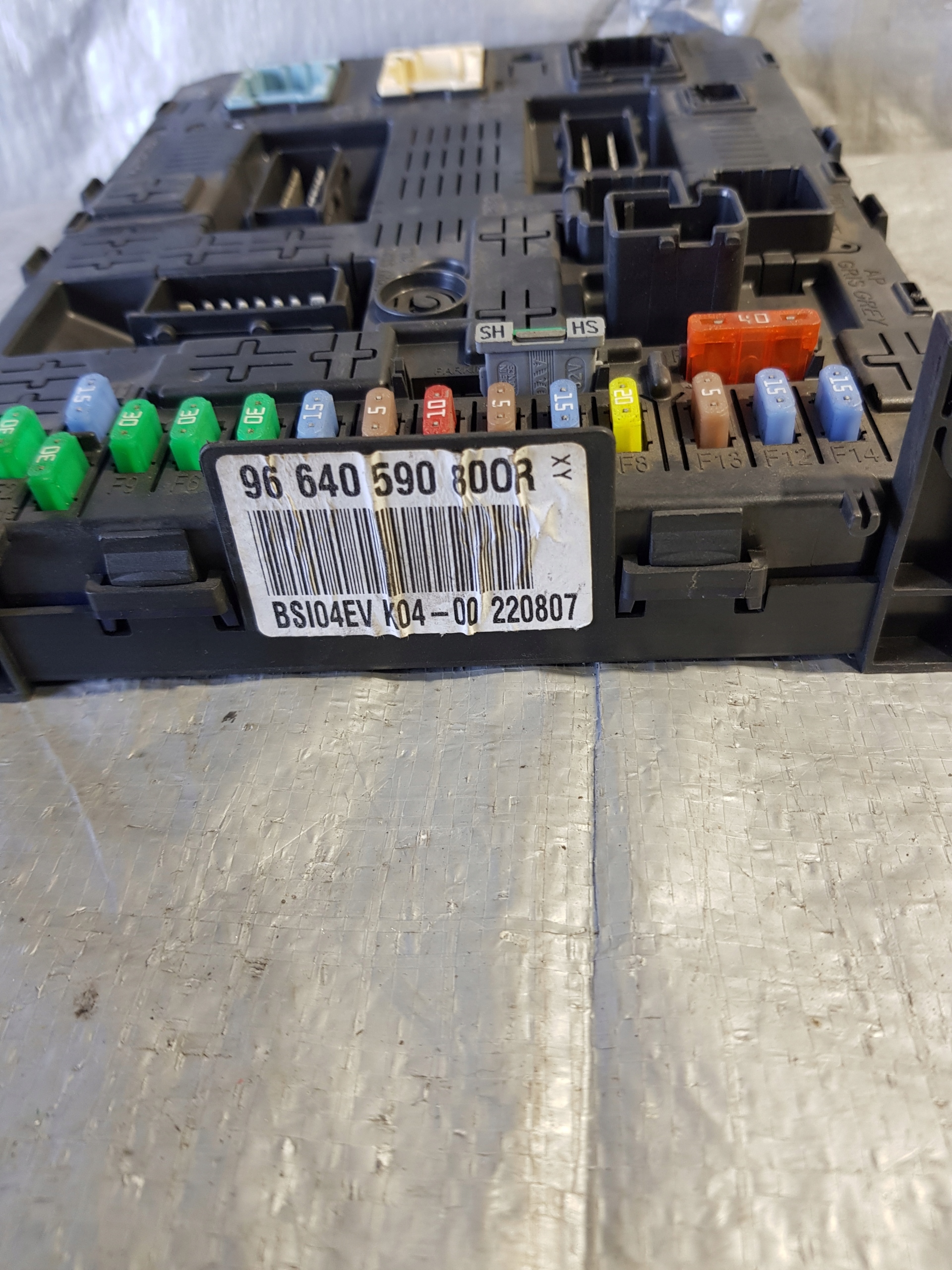 PEUGEOT 407 2.0 HDI module BSI 96640590800R
