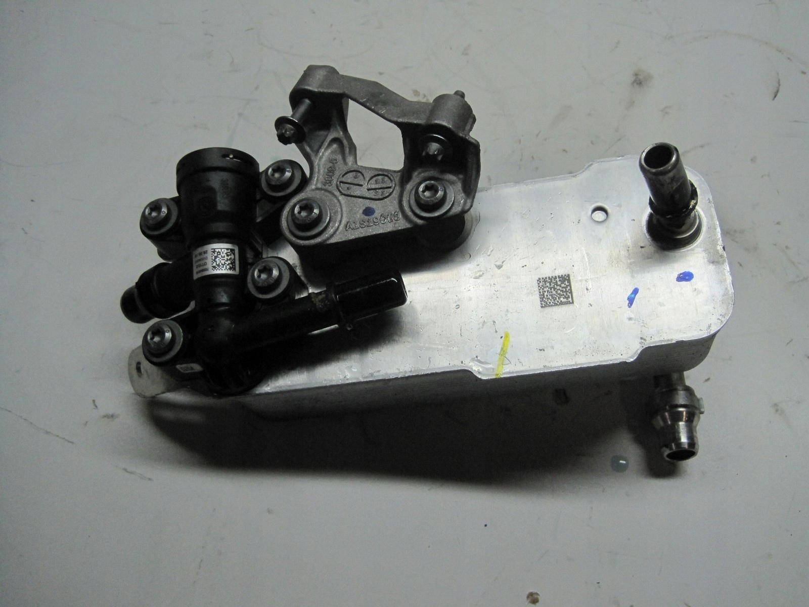 oil cooler BMW X3 G01 2,0D 8514515