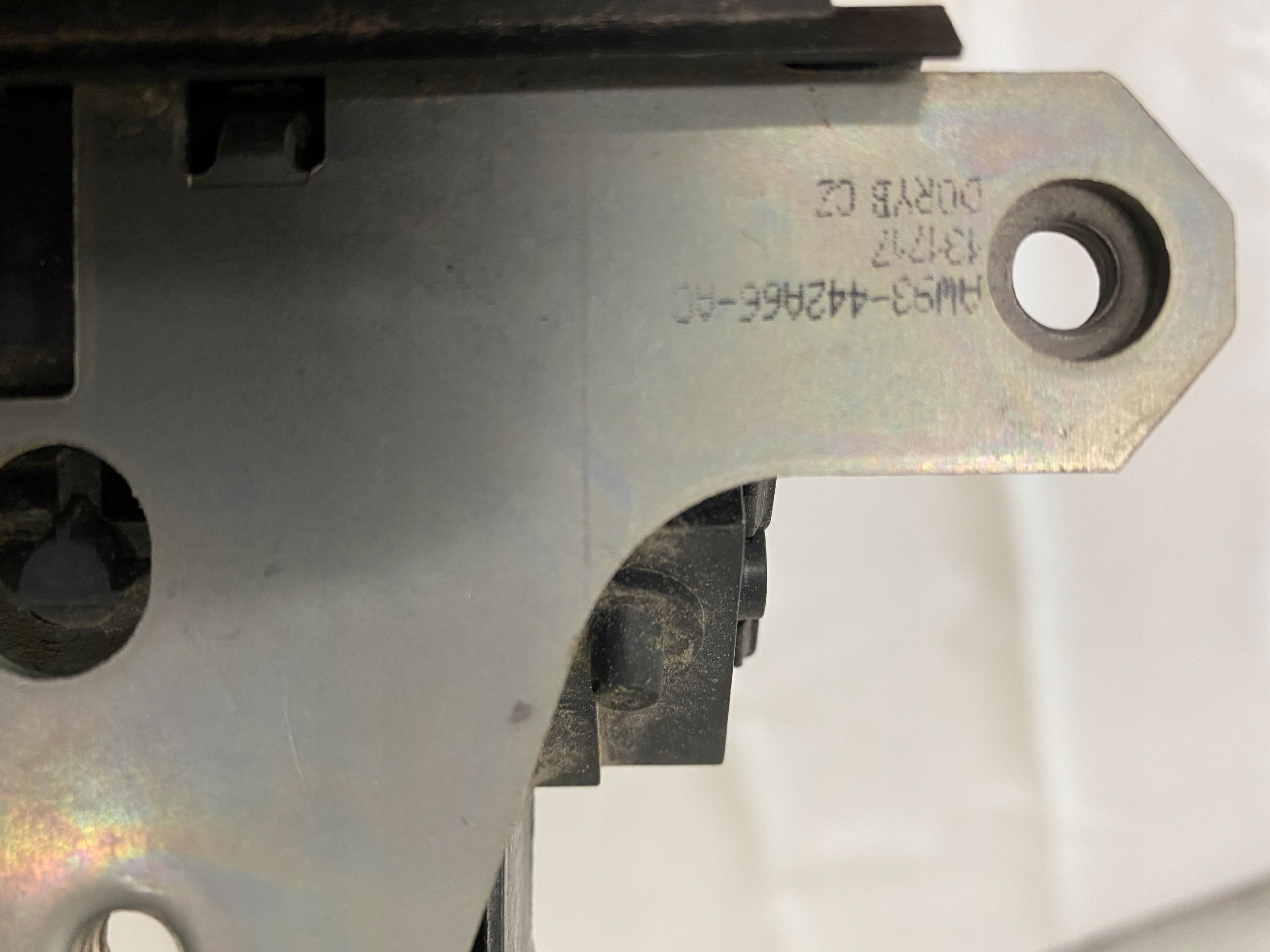 lock bonnet JAGUAR XJ X351 AW93-442A66-A0