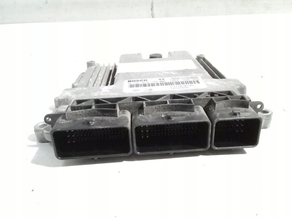 Renault Scenic III 3 Computer Bedienteil 0281018284