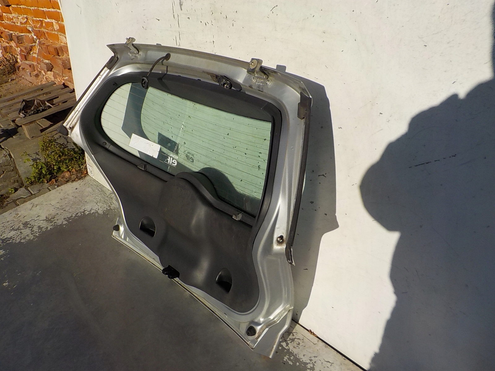 48 RENAULT MEGANE II HB boot door rear