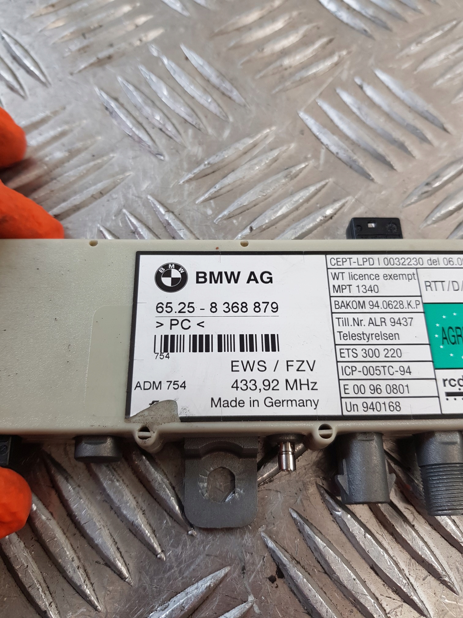 modulo AMPLIFICATORE ANTENY 8368879 BMW E39 99R