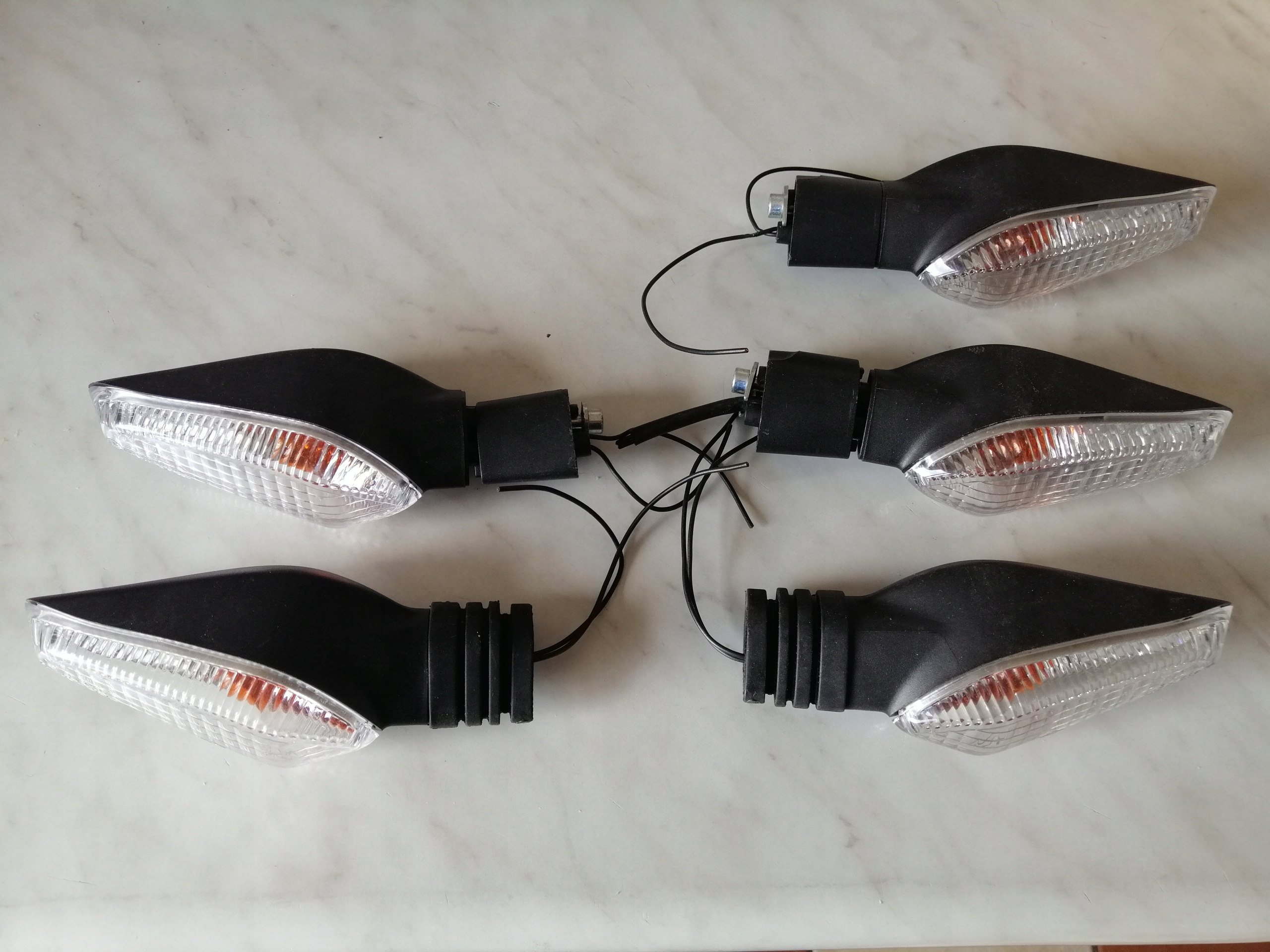 DUCATI MULTISTRADA MONSTER KIERUNKOWSKAZY Producent Ducati OE