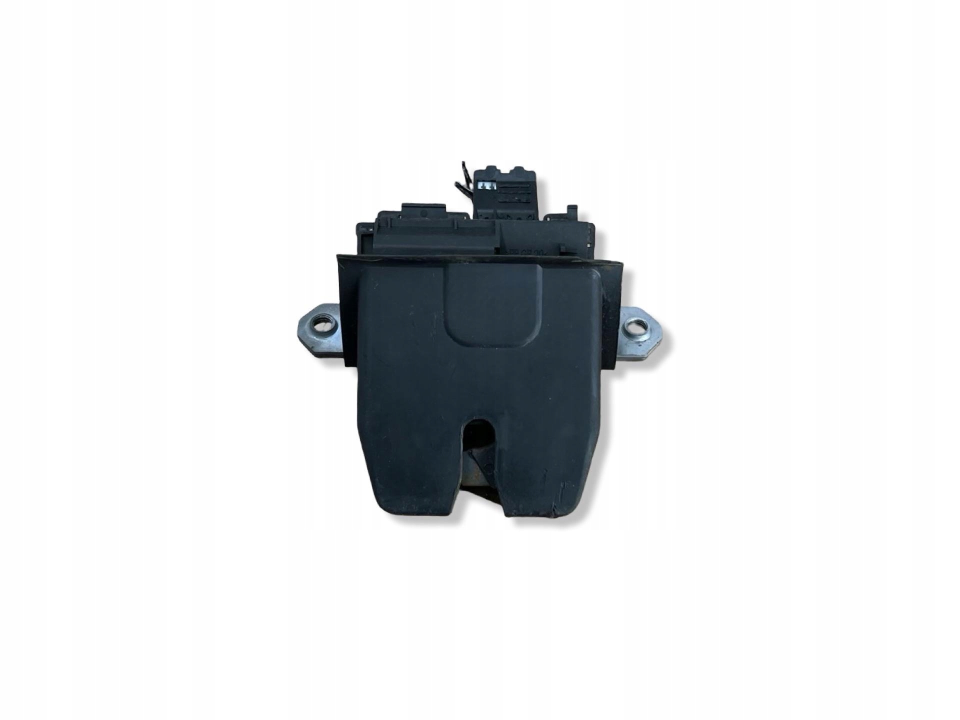 lock bonnet boot Ford Focus 3 2011 8M5T-R442A66-DA