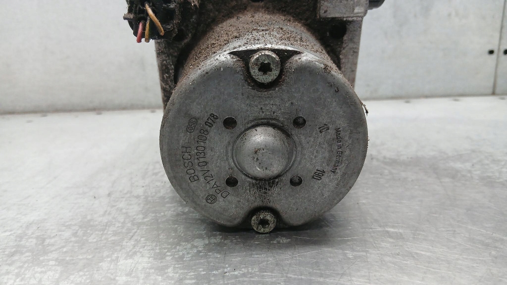 насос ABS vw PASSAT B5 FL 1.9tdi 00-05R универсал 4B0614517G