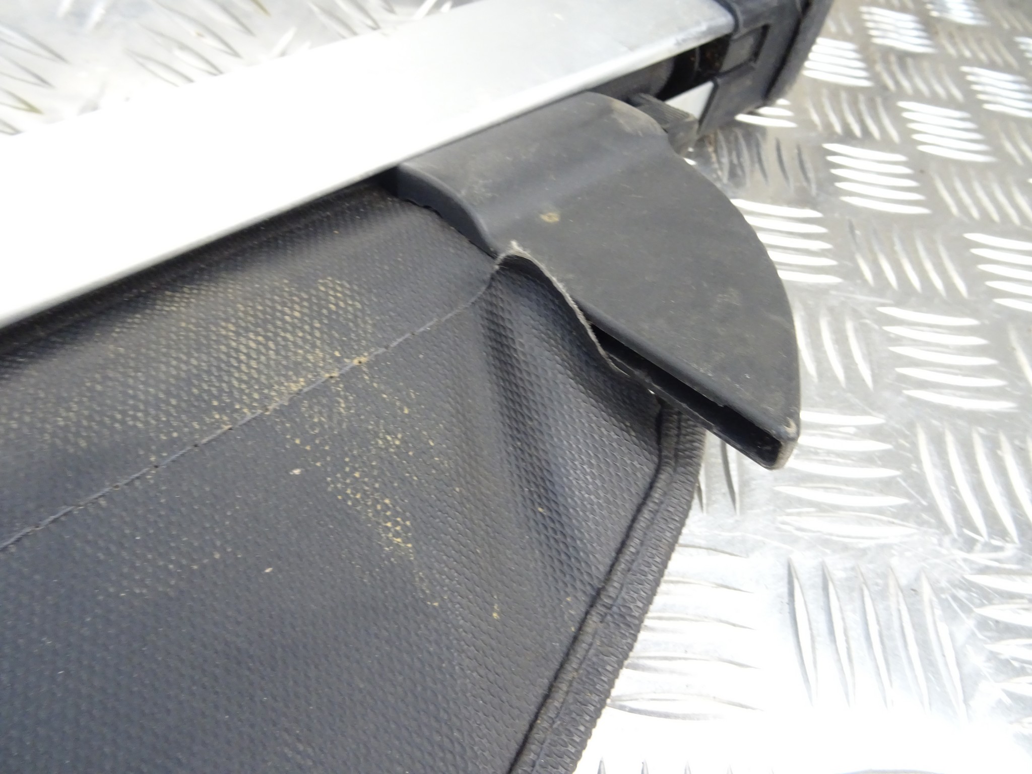 KIA SPORTAGE III blinds boot
